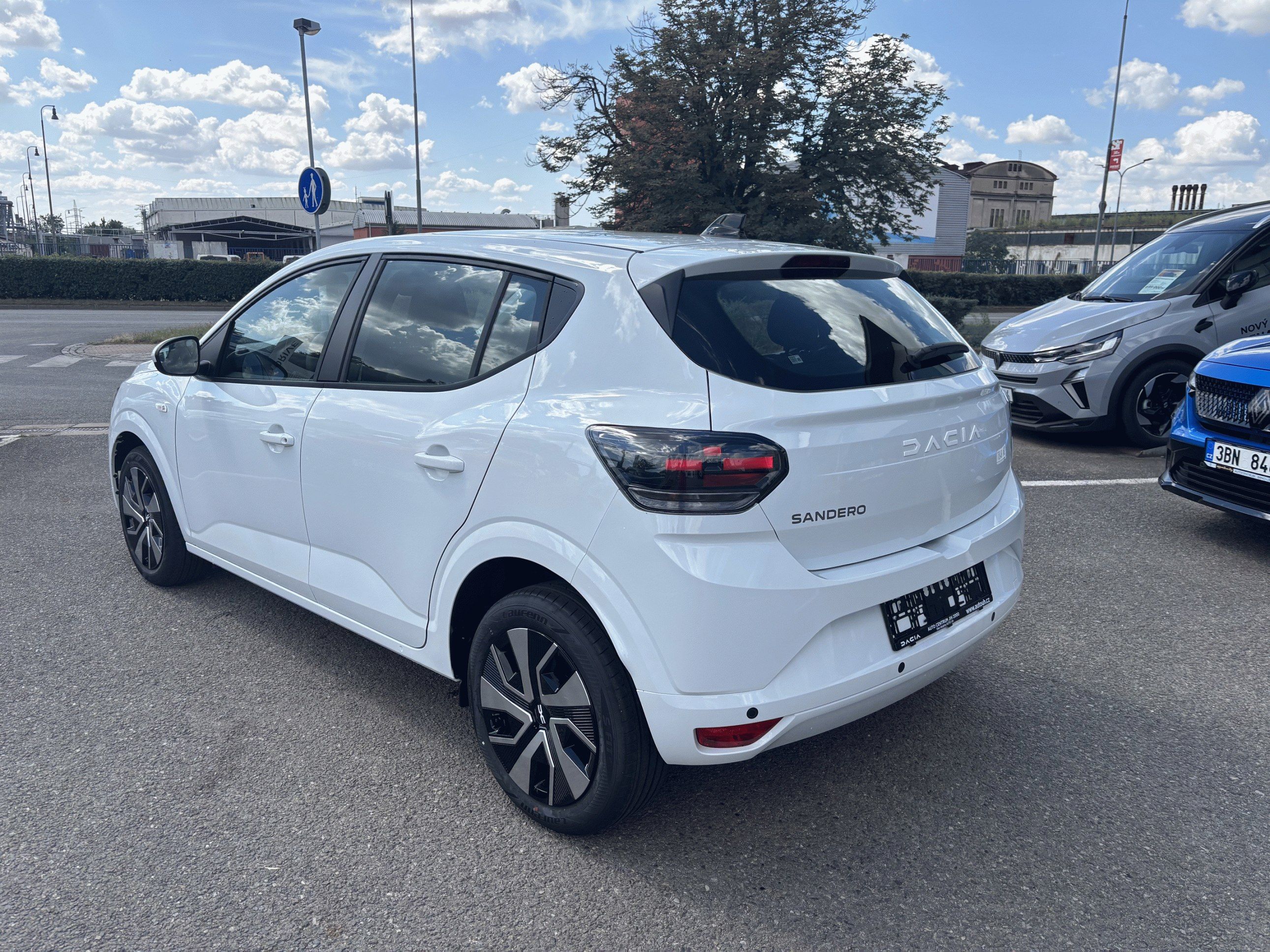 Dacia Sandero, Expression Eco-G 120 - fotka 3