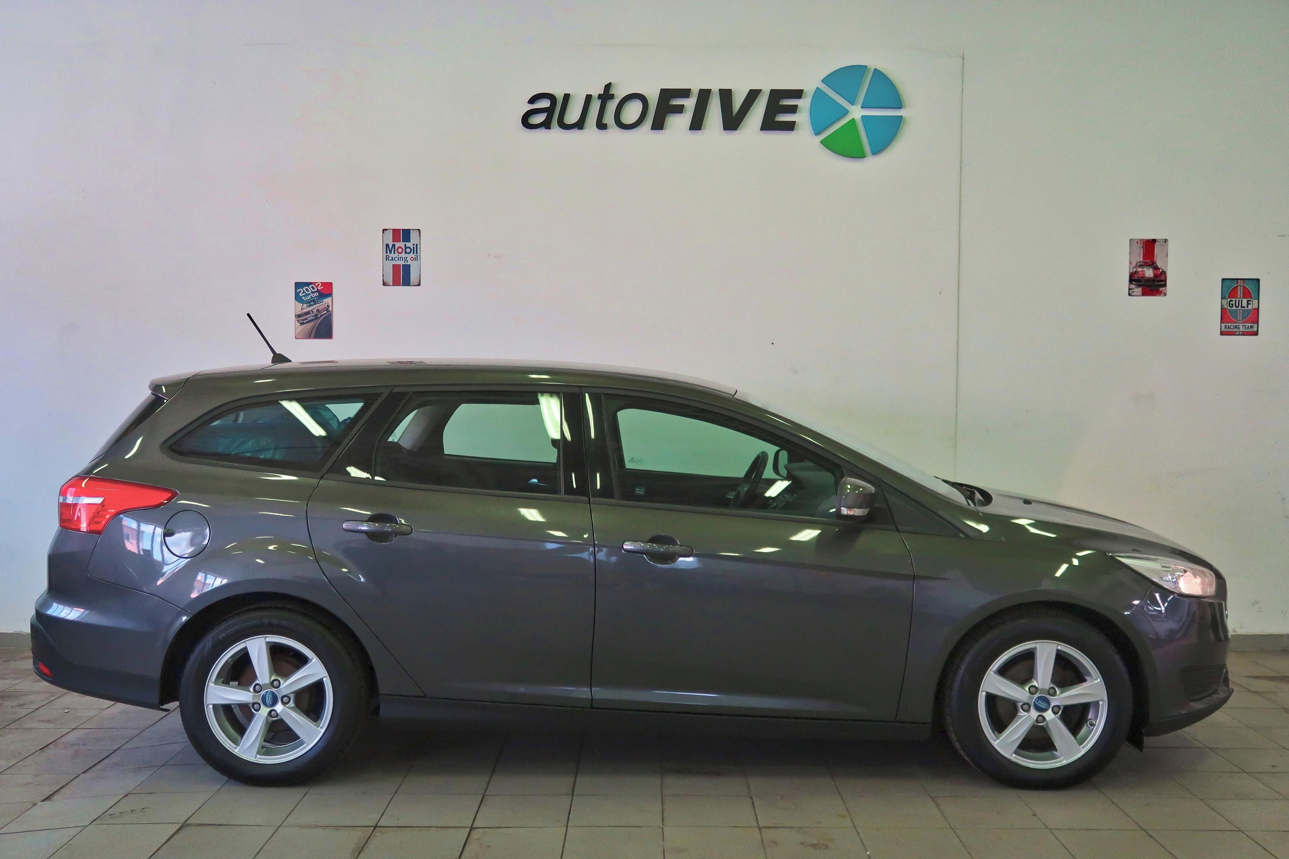 Ford Focus, 1.6i 77kW, ČR, ZÁRUKA, 2x Kola - fotka 2