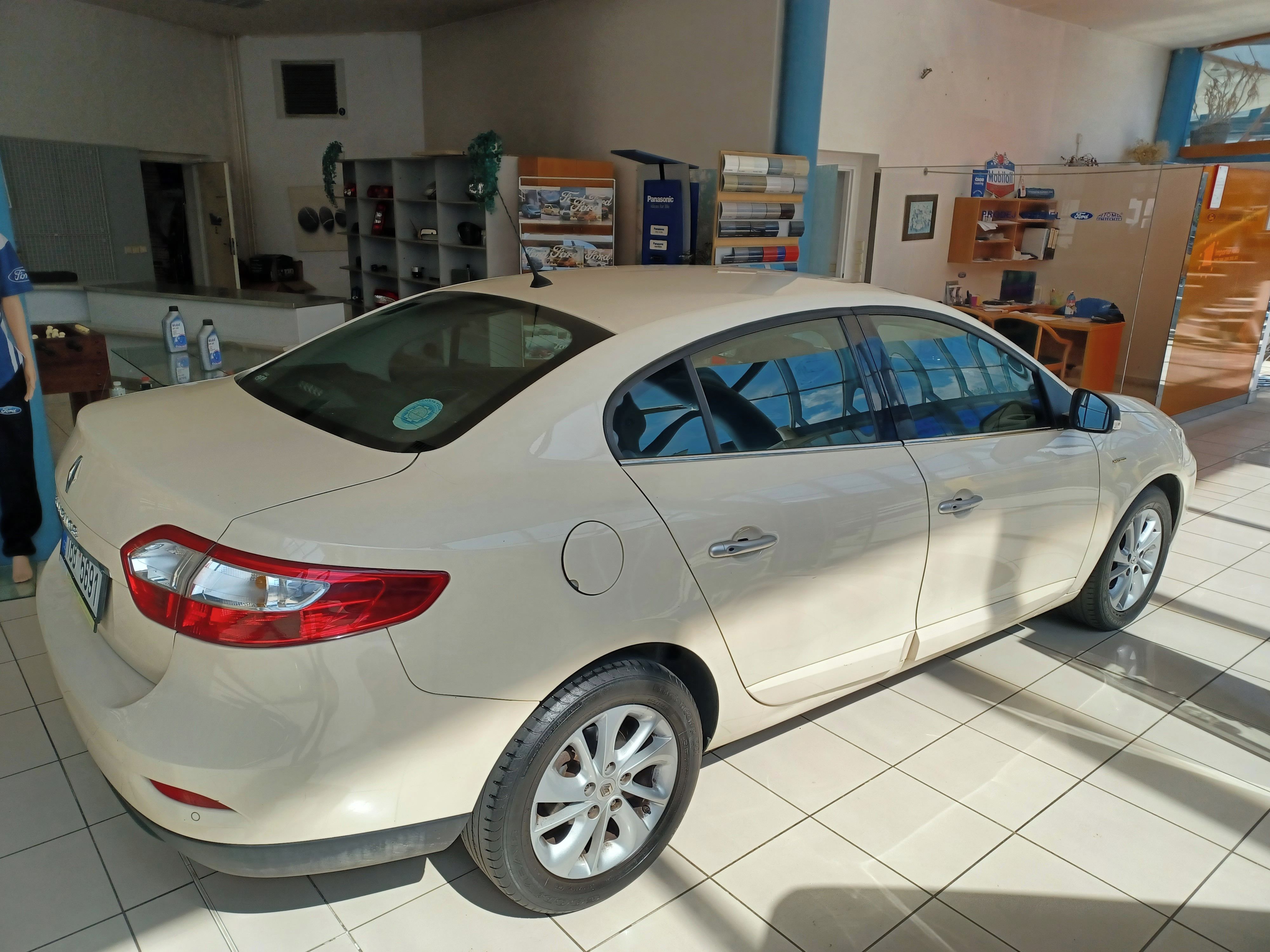Renault Fluence, 1.majitel Cz pravidelný servis - fotka 3