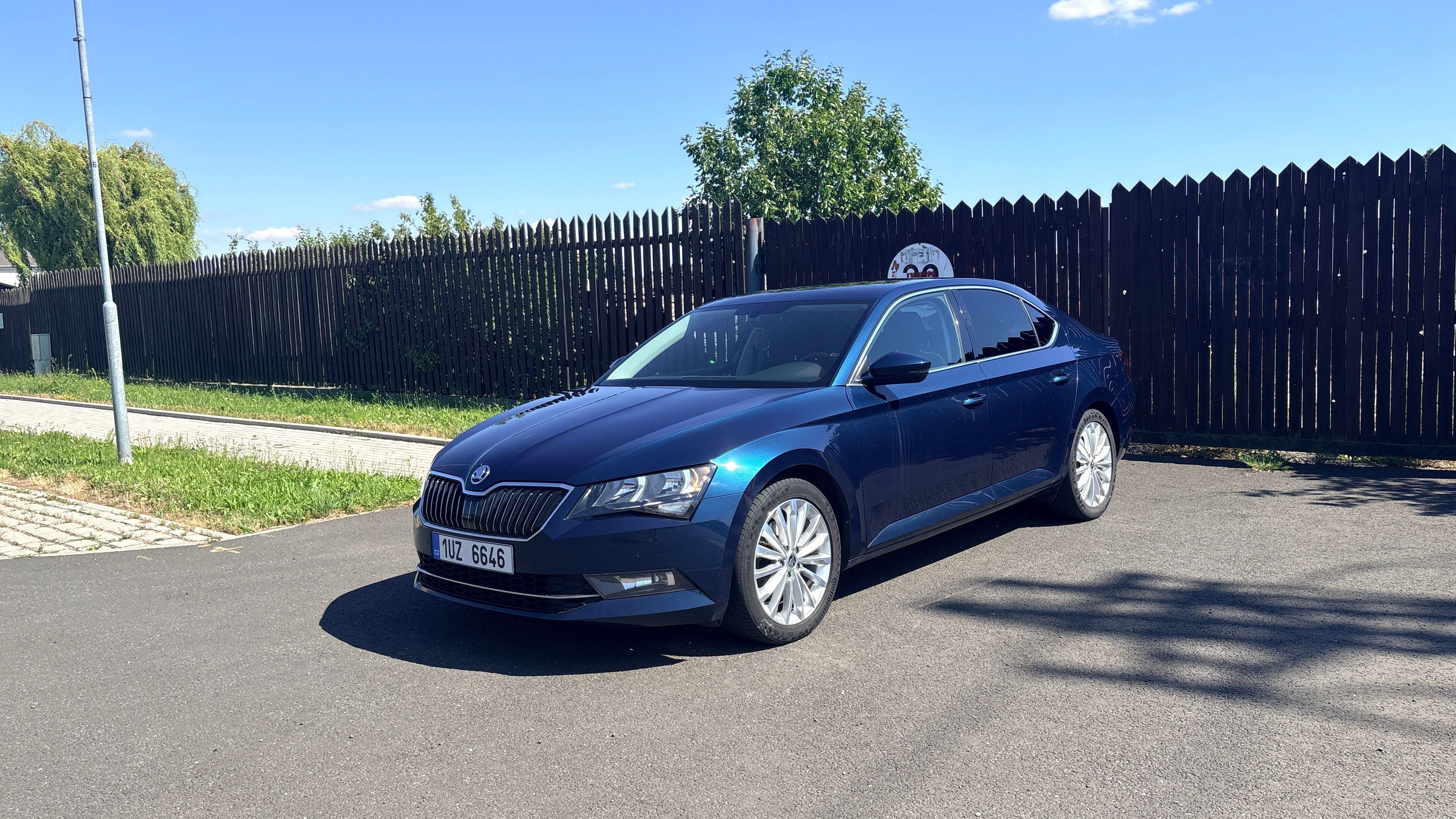 Škoda Superb, 1.6 TDI, VÝHŘ.ČEL.SK., SERVIS - fotka 2