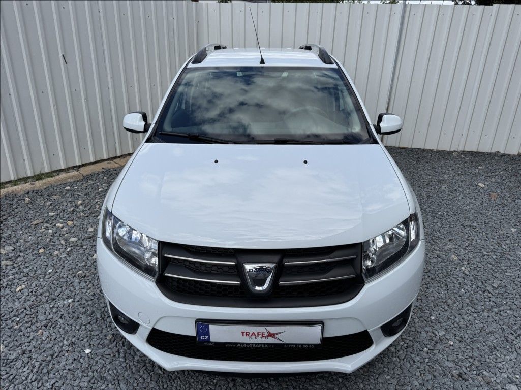 Dacia Logan, 1,2 i 16V MCV KLIMA 1.maj ČR - fotka 6