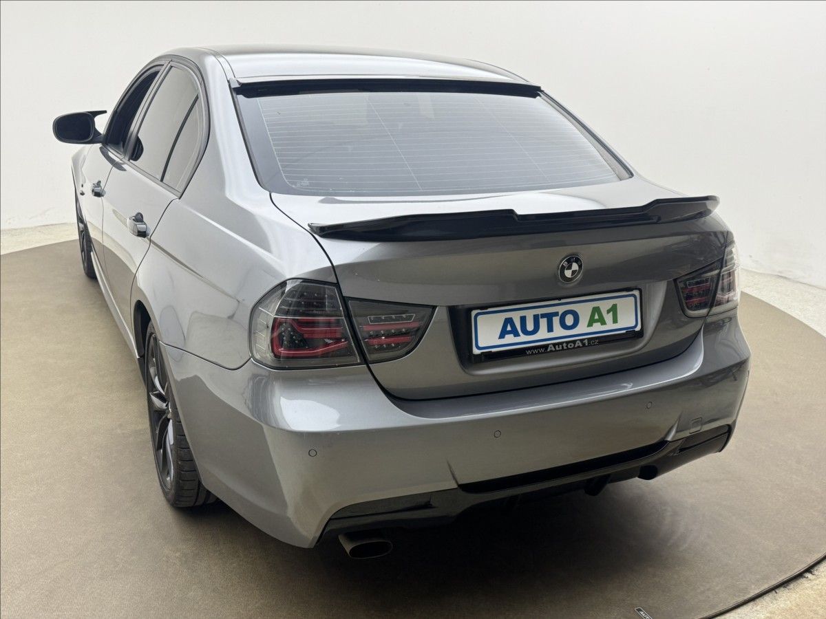 BMW Řada 3, 2,0 i POLOKŮŽE AC VELKÝ SERVIS - fotka 6