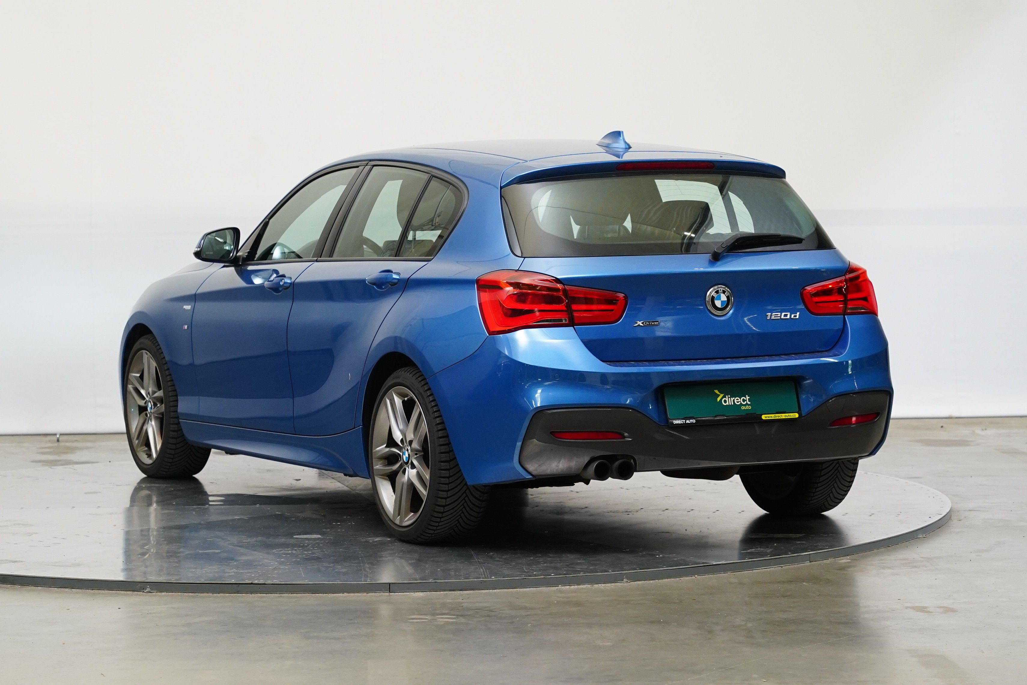 BMW Řada 1, 120d 140 kW xDrive M Sport - fotka 4