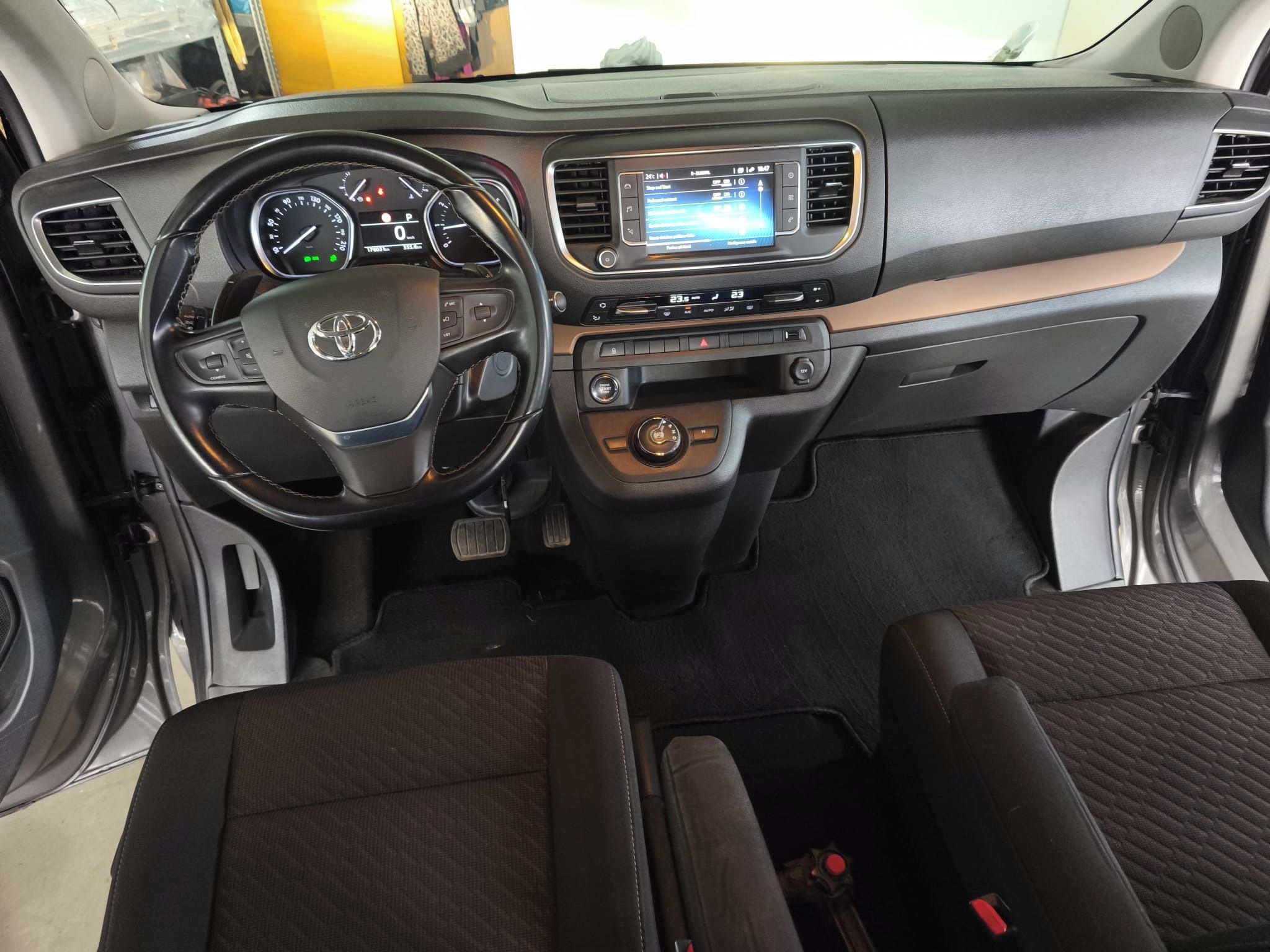 Toyota Proace, 2,0, 130 kW - fotka 5