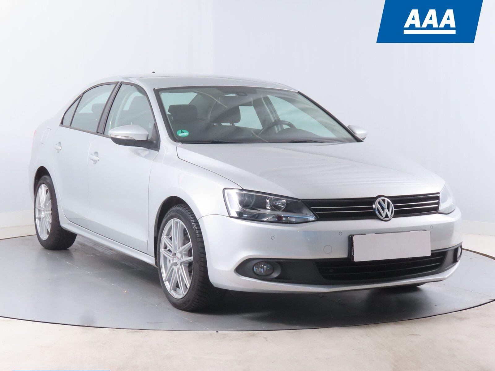 Volkswagen Jetta, 1.6 TDI, Automatická klima