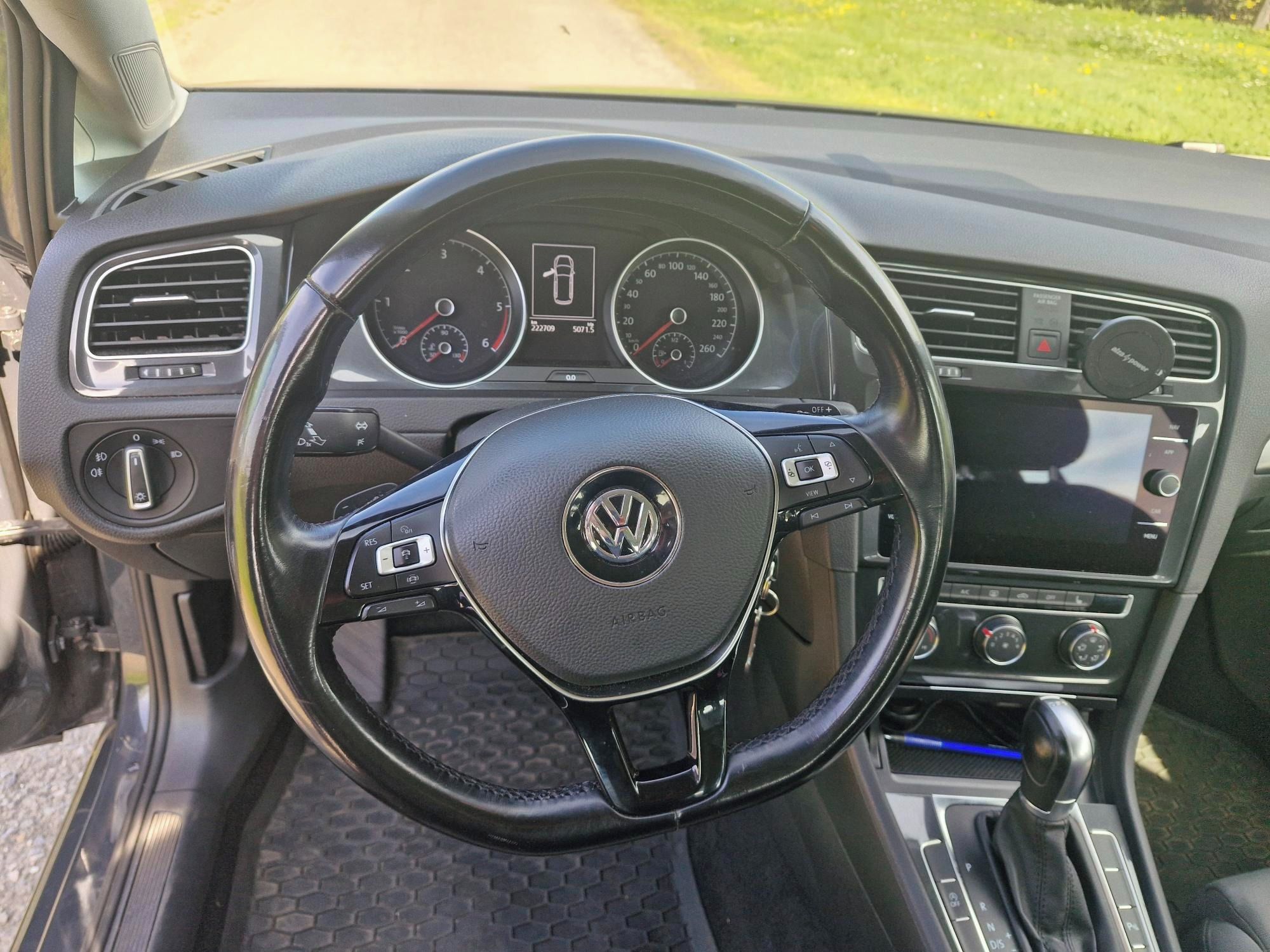 Volkswagen Golf - fotka 6