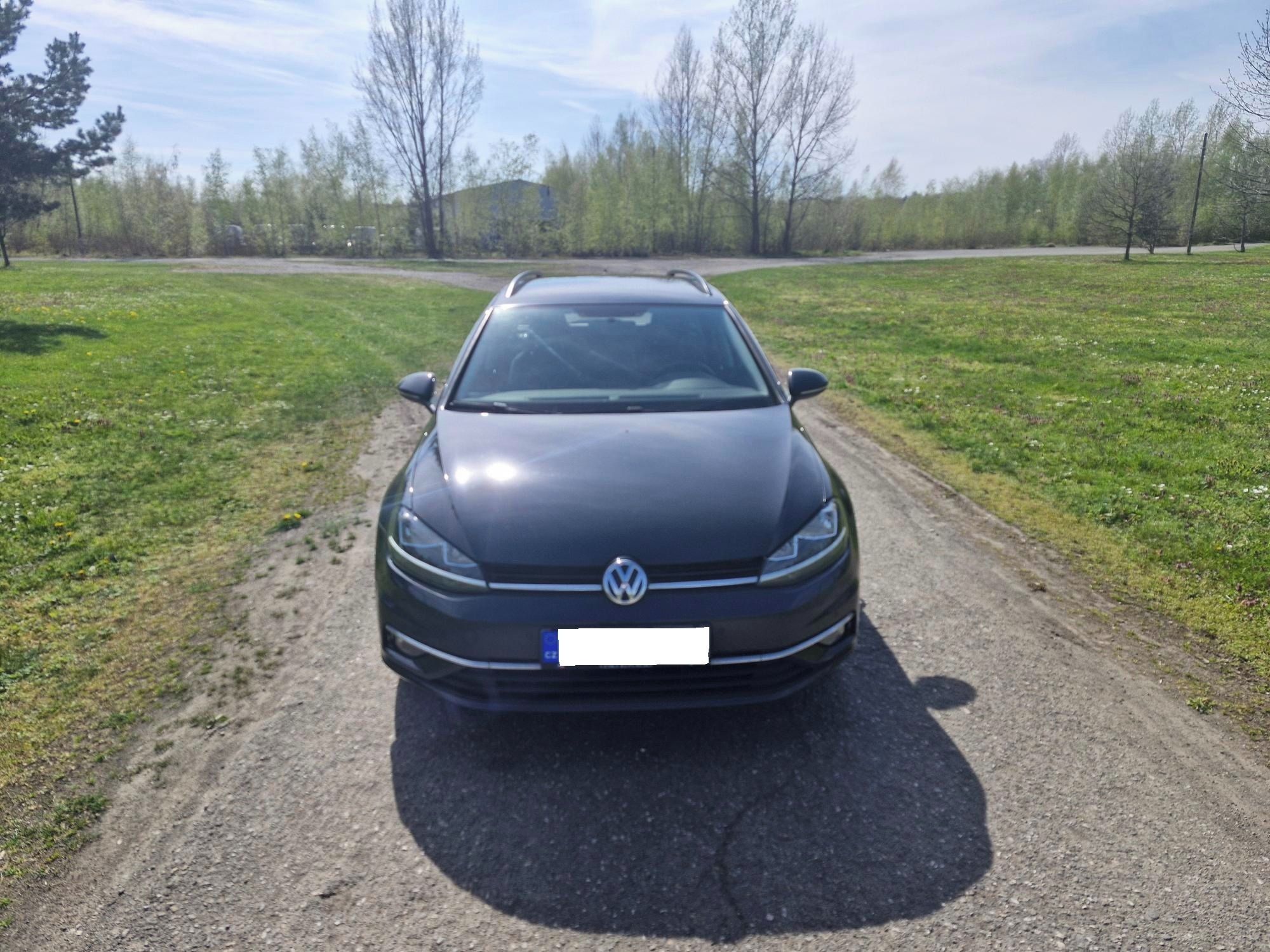 Volkswagen Golf - fotka 4