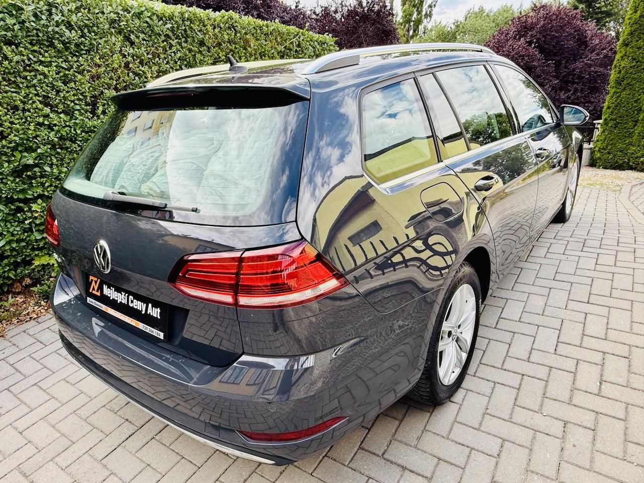 Volkswagen Golf Variant, 2,0TDi 110kW HIGHLINE DSG ČR - fotka 5