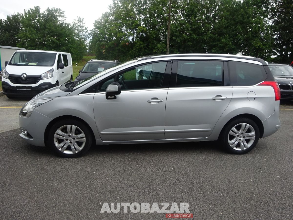Peugeot 5008, 2,0 HDI - fotka 4