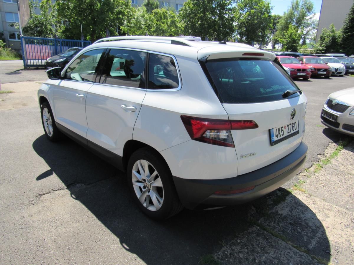 Škoda Karoq, 1,5 TSi 110kW DSG Style - fotka 4