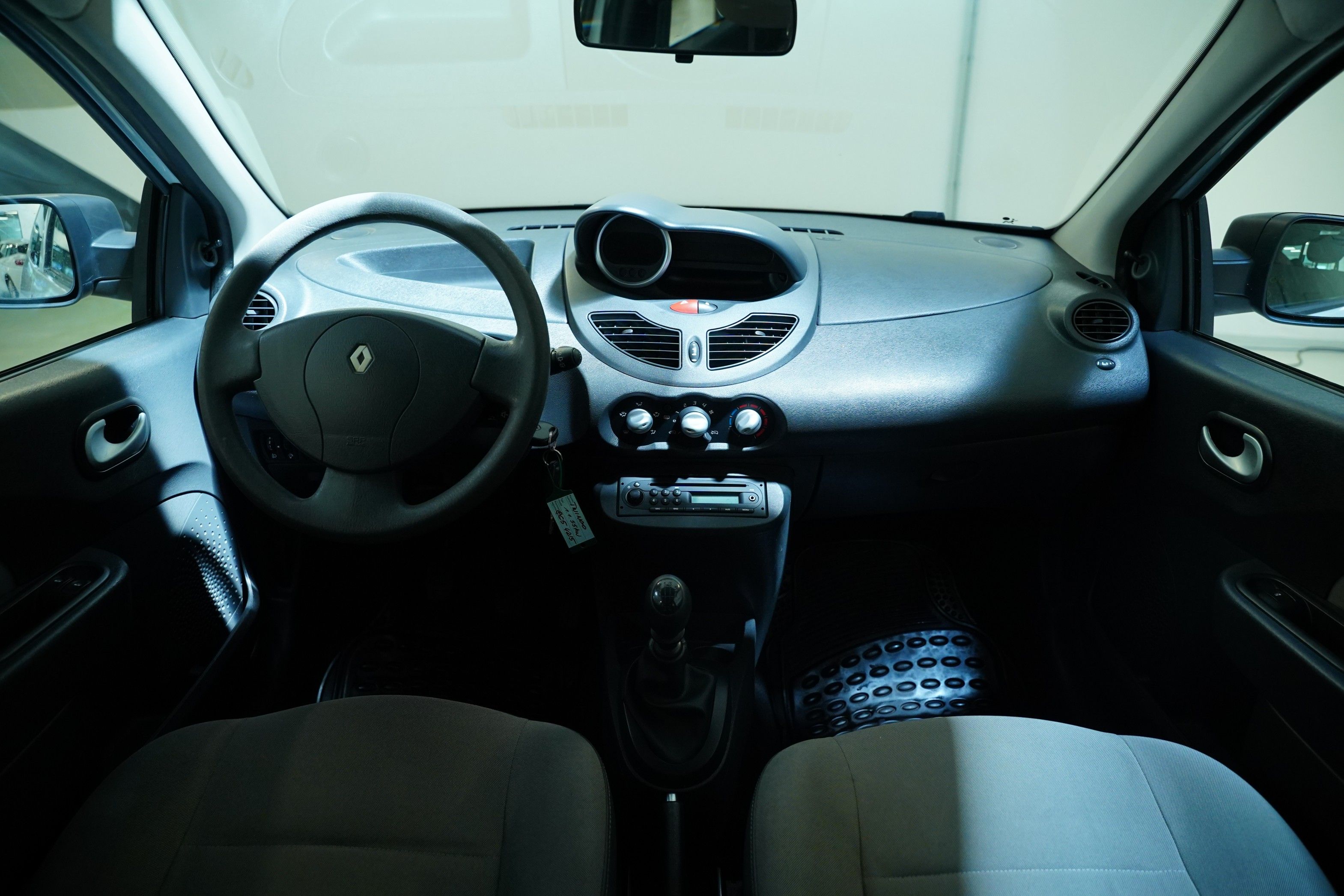 Renault Twingo, 1.1i 55 kW - fotka 5