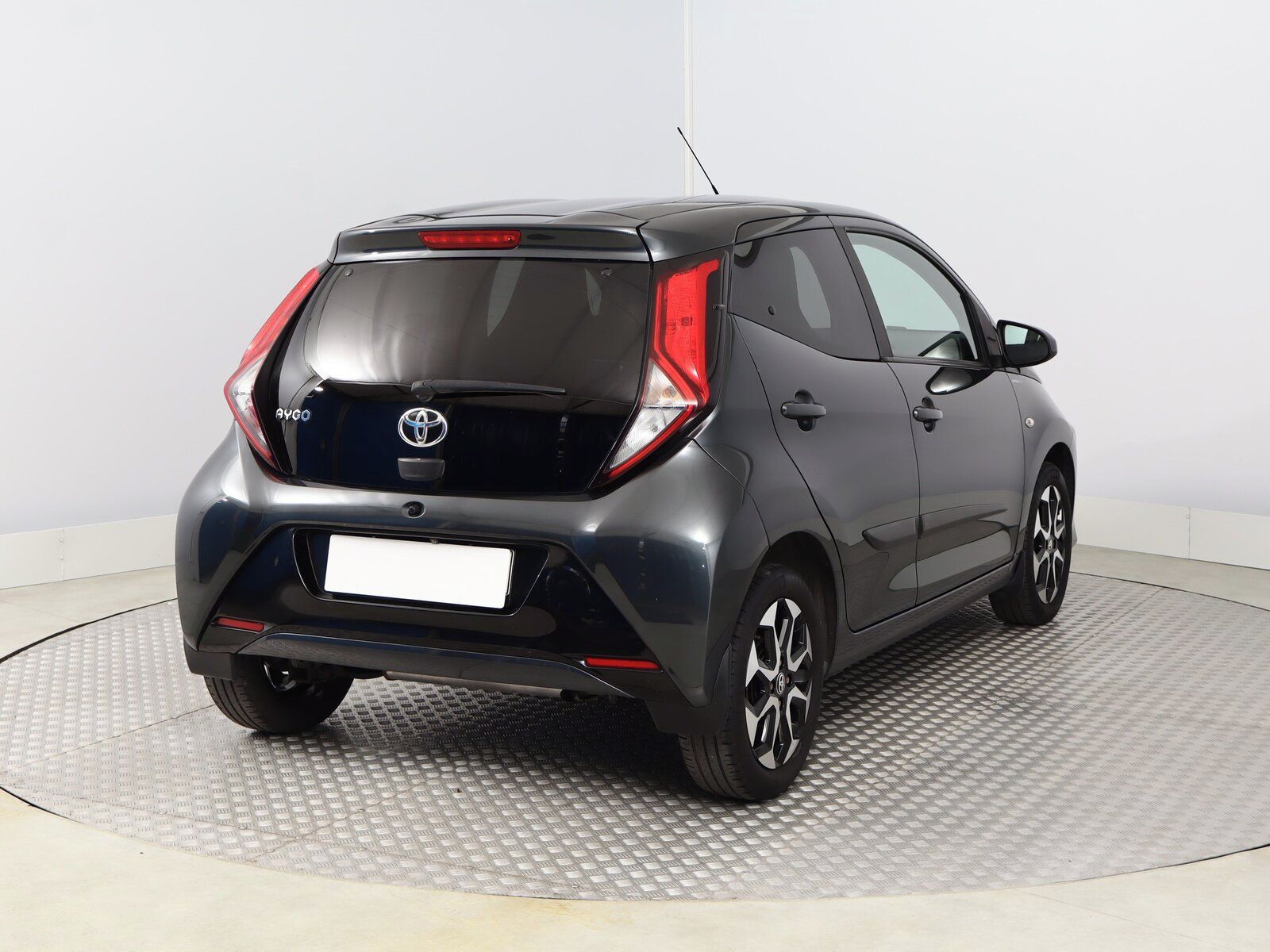 Toyota Aygo, 1.0 VVT-i, ČR,1.maj, Klima - fotka 5
