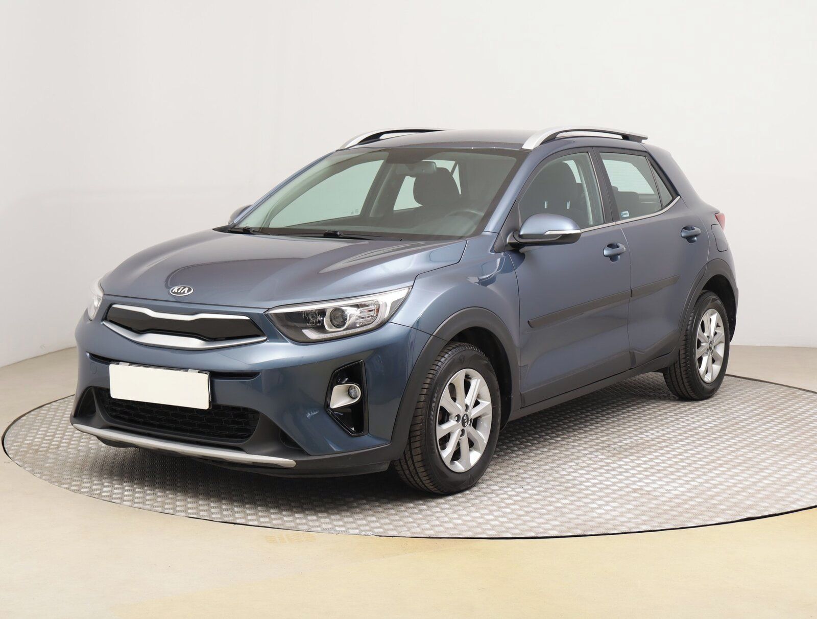 Kia Stonic, 1.0 T-GDI, Automat, ČR,1.maj - fotka 2