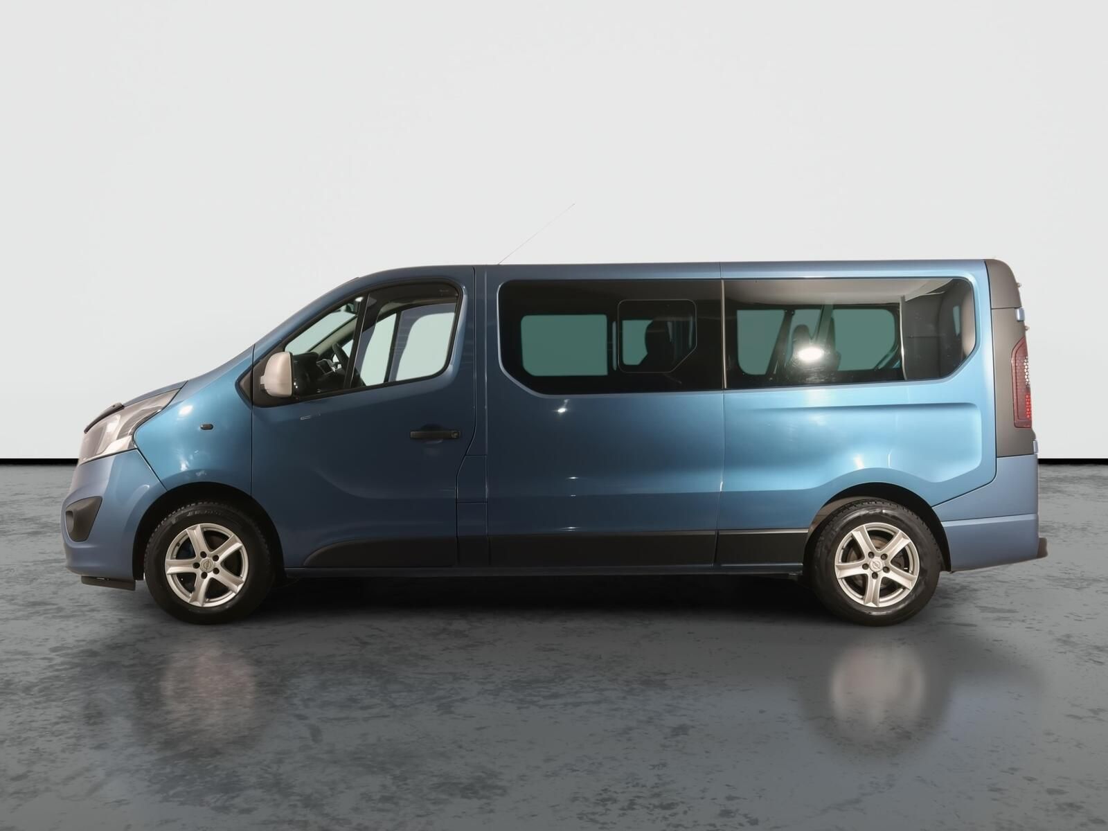 Opel Vivaro, 1.6 BiCDTI, Bus, 9Míst, Klima - fotka 3