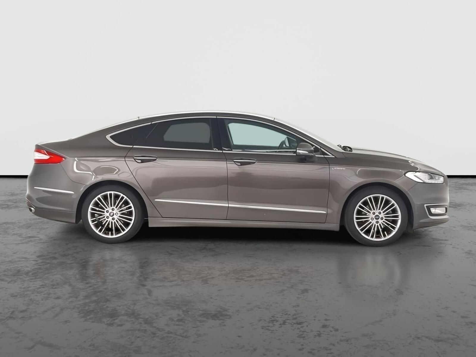 Ford Mondeo, 2.0 Hybrid, Vignale, Automat - fotka 6