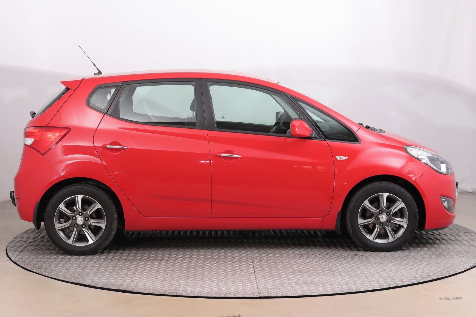 Hyundai ix20, 1.6 CVVT, LPG, Automat - fotka 6