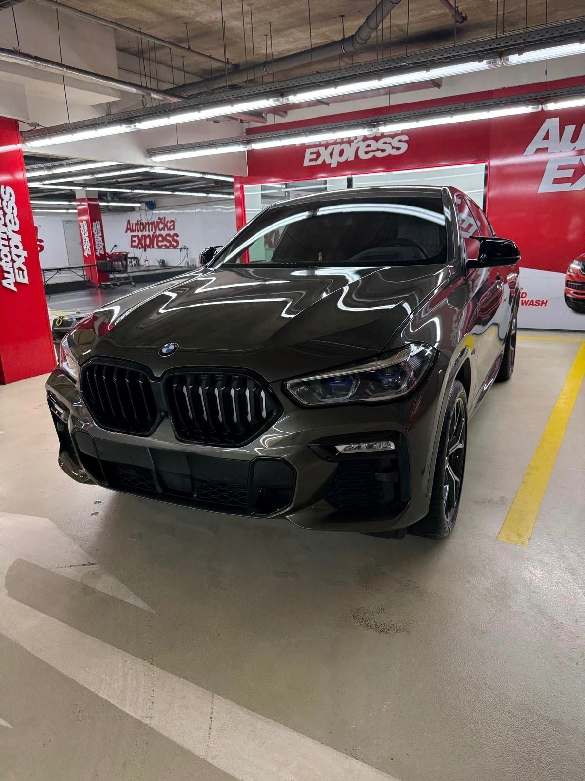 BMW X6, 40 D - fotka 2