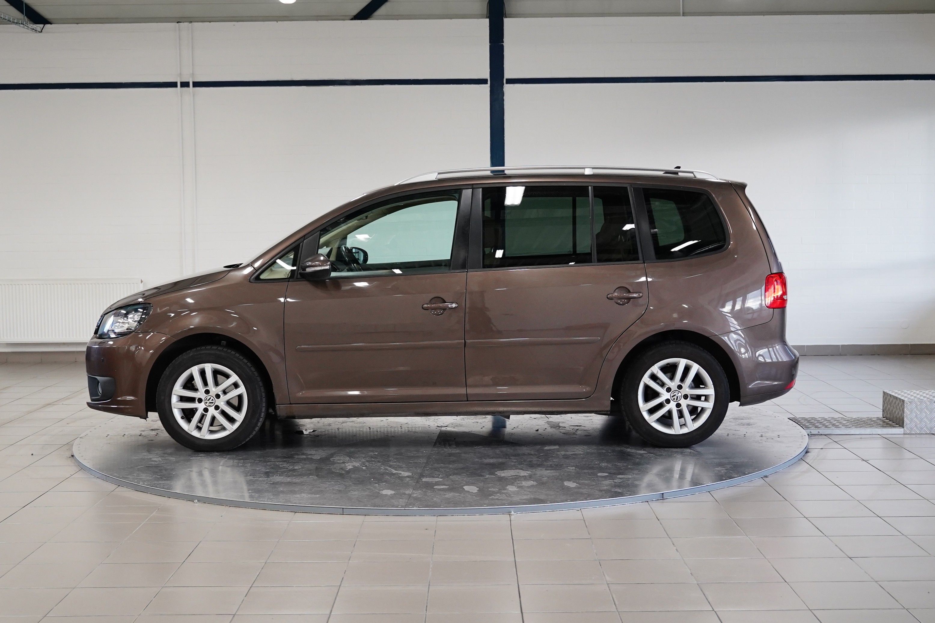 Volkswagen Touran, 2.0 TDI 103KW DSG - fotka 3