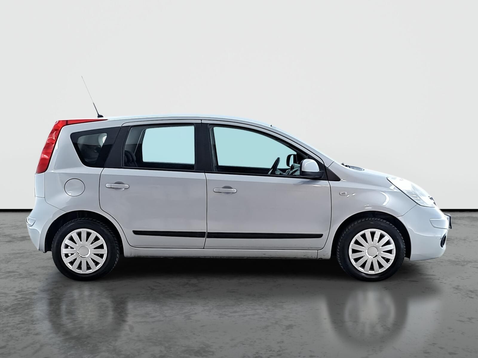 Nissan Note, 1.6, po STK, Tažné - fotka 6