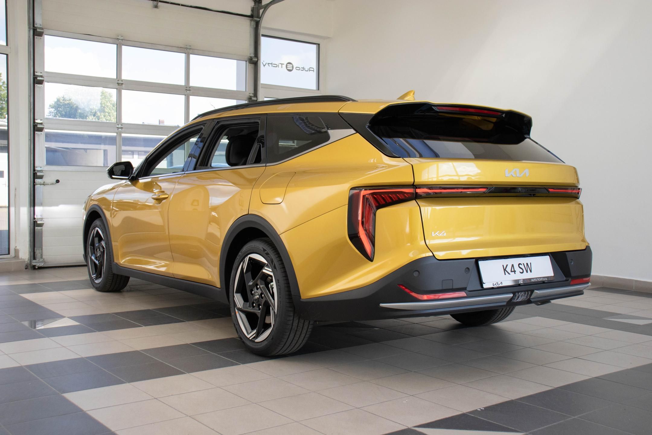 Kia K4, 1,6 T-GDi GPF 7DCT TOP - fotka 6