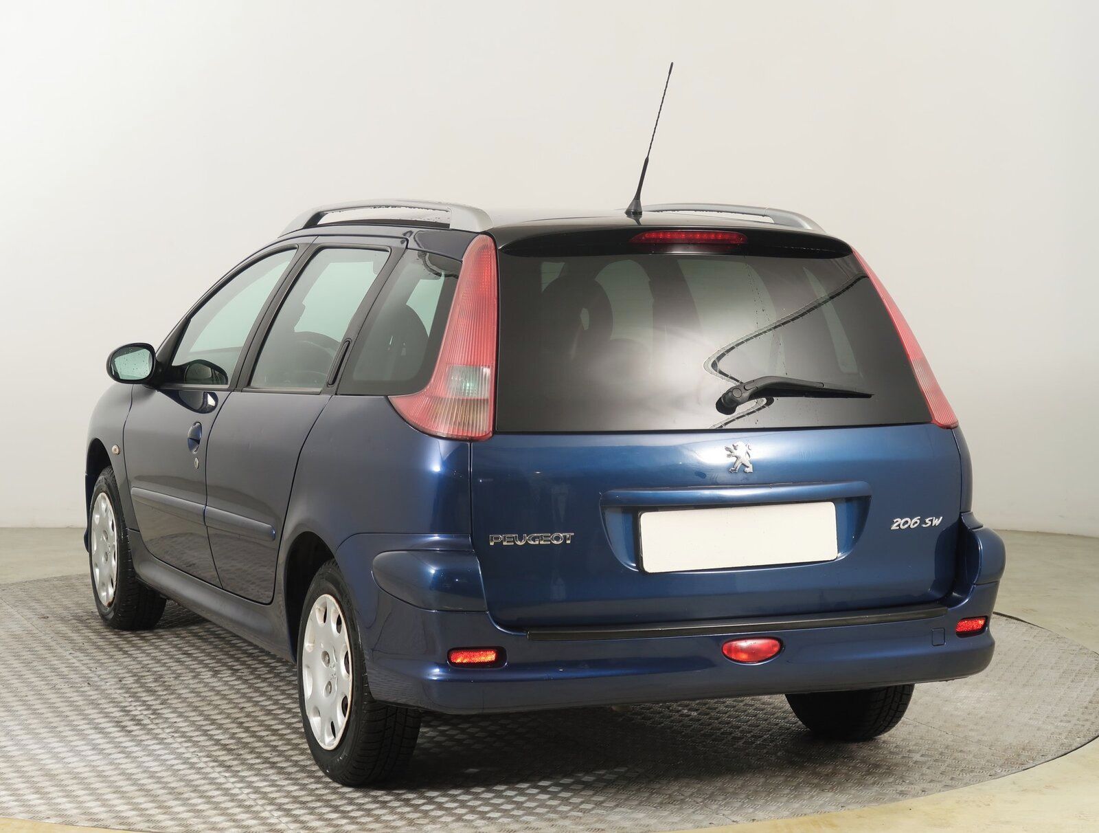 Peugeot 206, 1.4 HDI, po STK, Klima - fotka 4