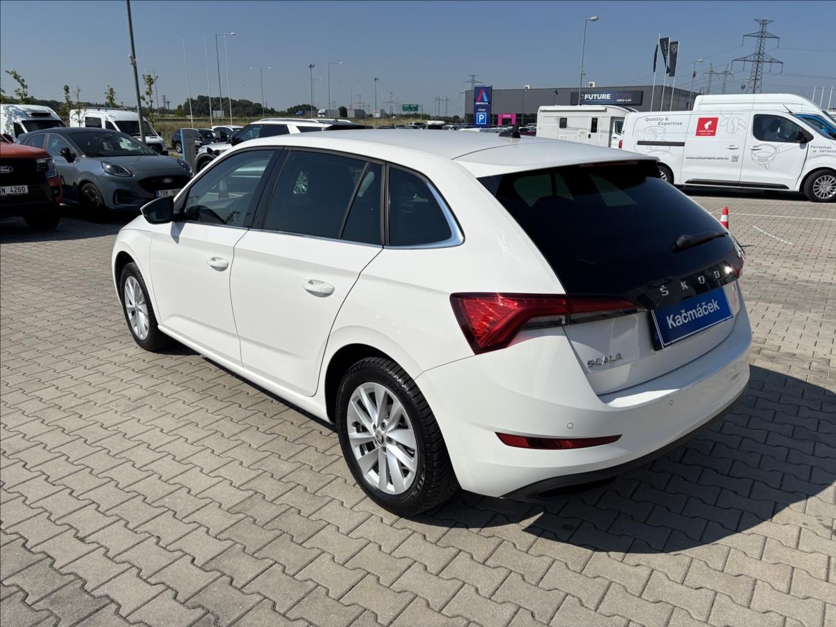 Škoda Scala, 1,0 TSI 81kW Style - fotka 3