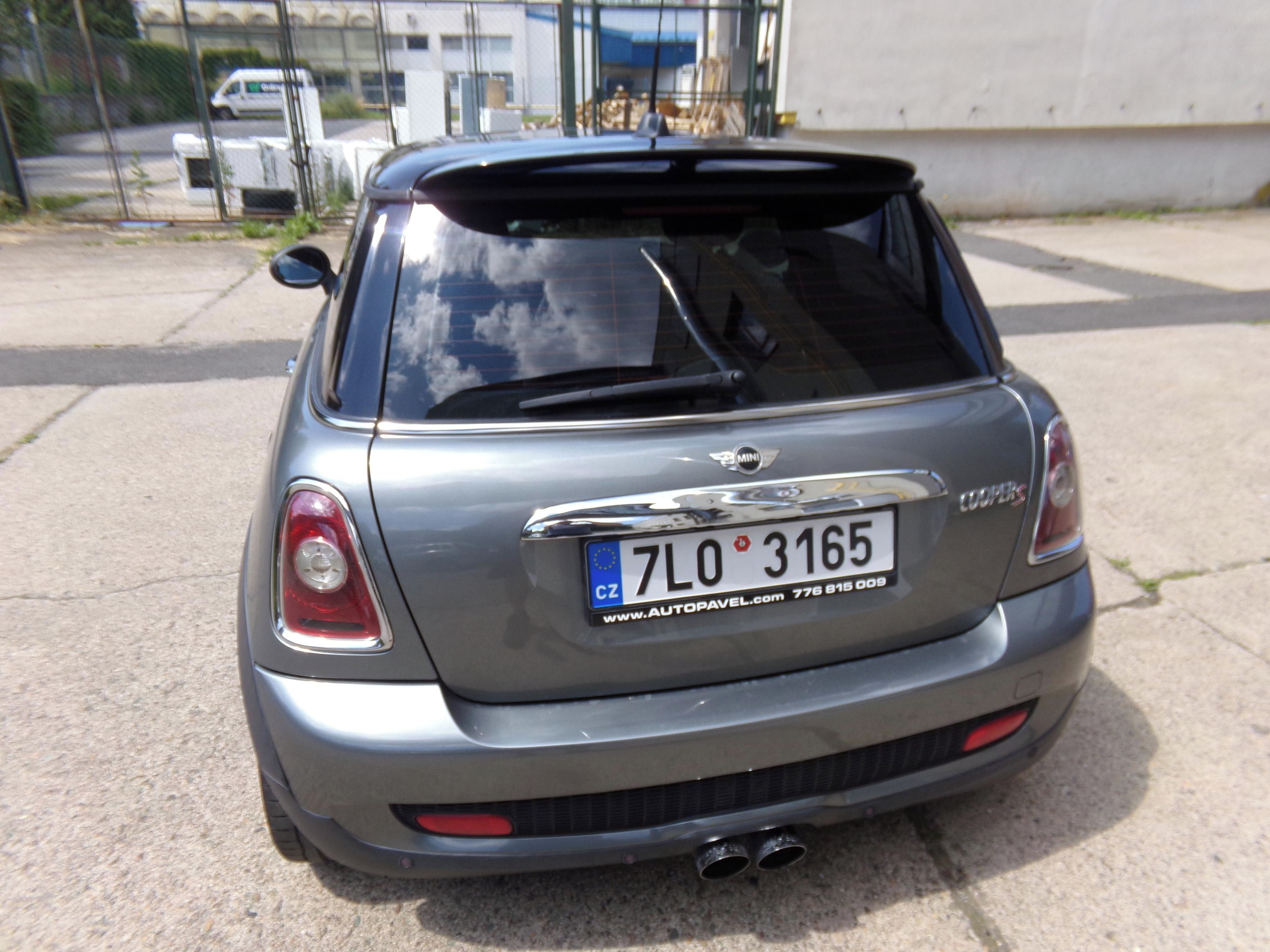 Mini Cooper S, 1.6 John Cooper Works - fotka 3