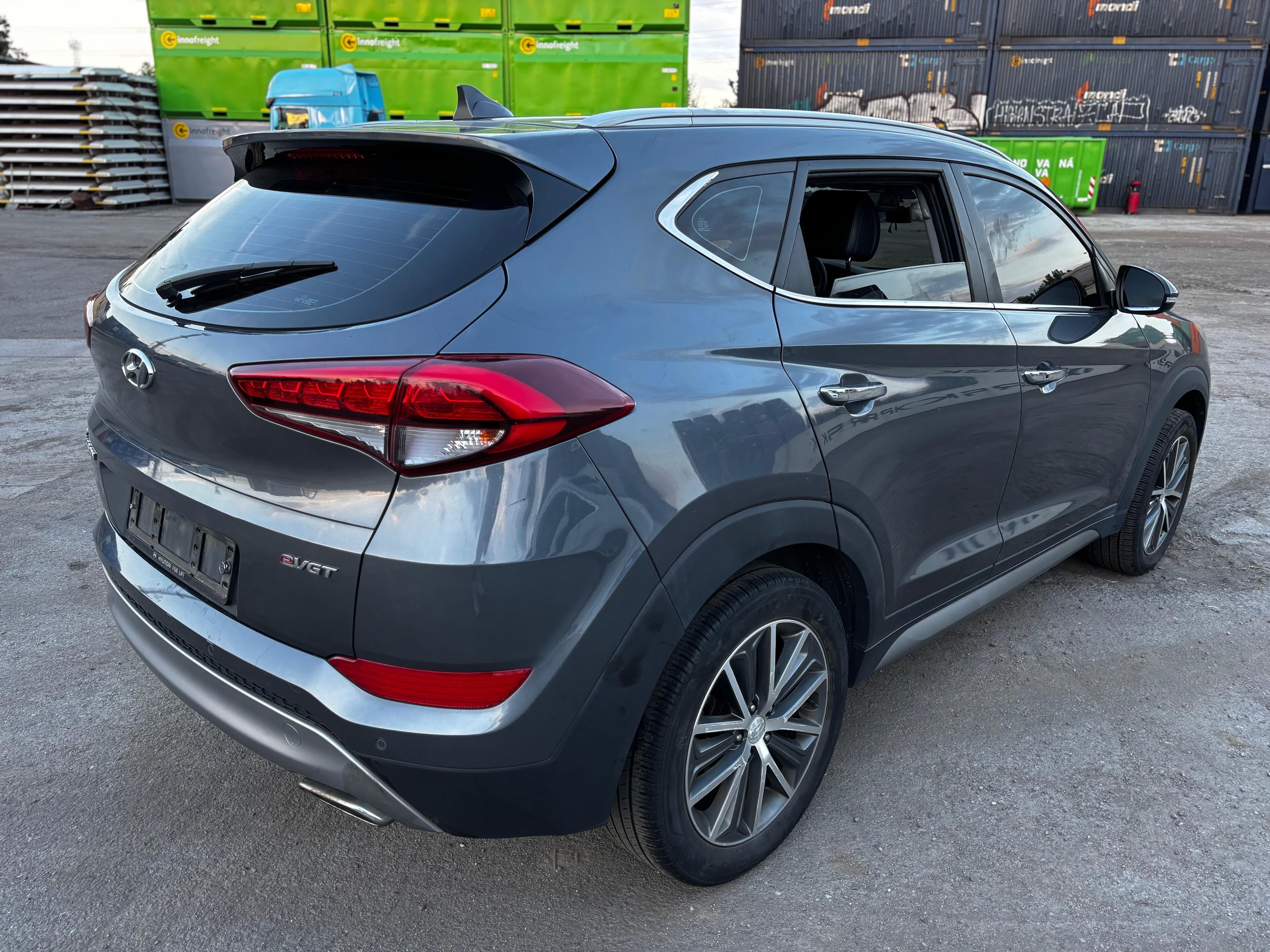 Hyundai Tucson, 1.7CRDI 104KW,ELEGANCE,DPH,AUT - fotka 3