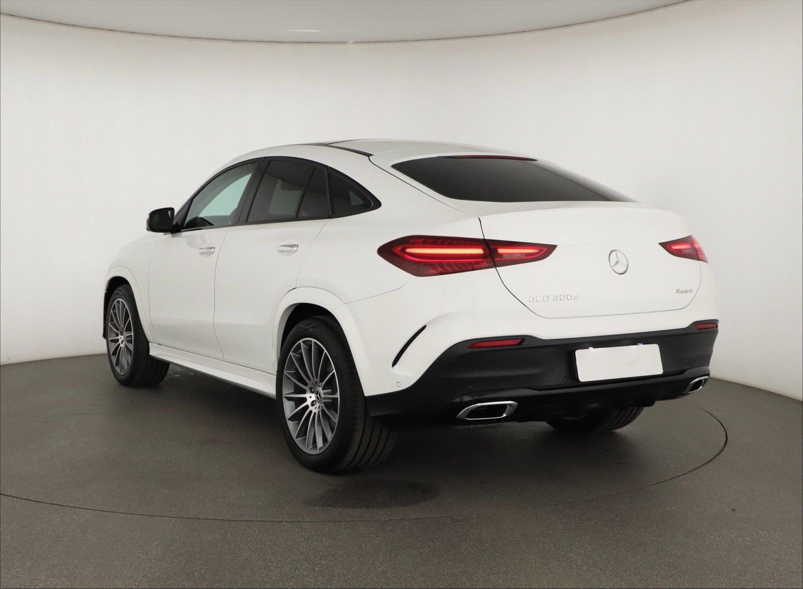 Mercedes-Benz GLE, Coupe 300 d 4MATIC - fotka 3