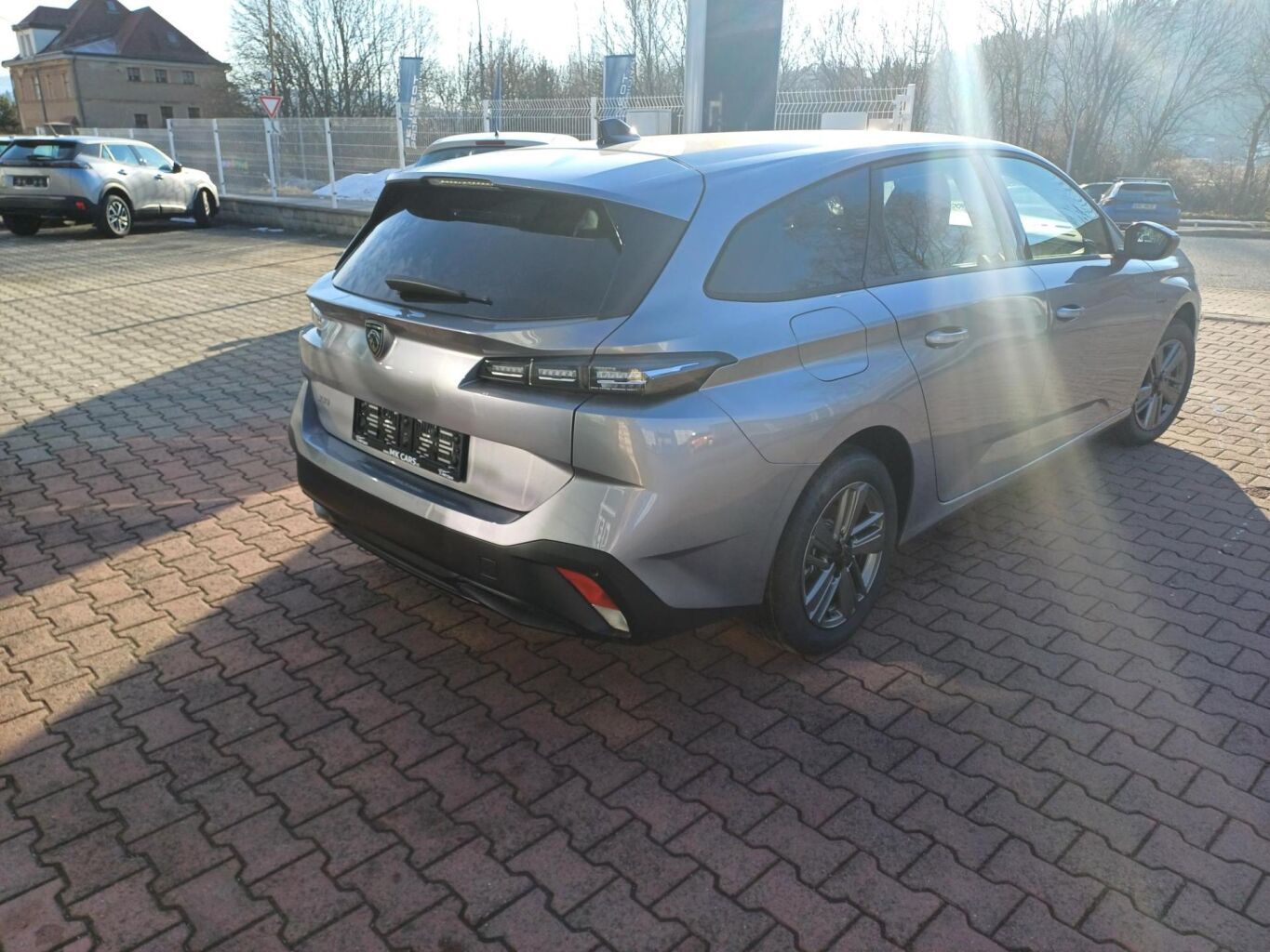Peugeot 308, SW STYLE Hybrid 145 e-DCS6 - fotka 5