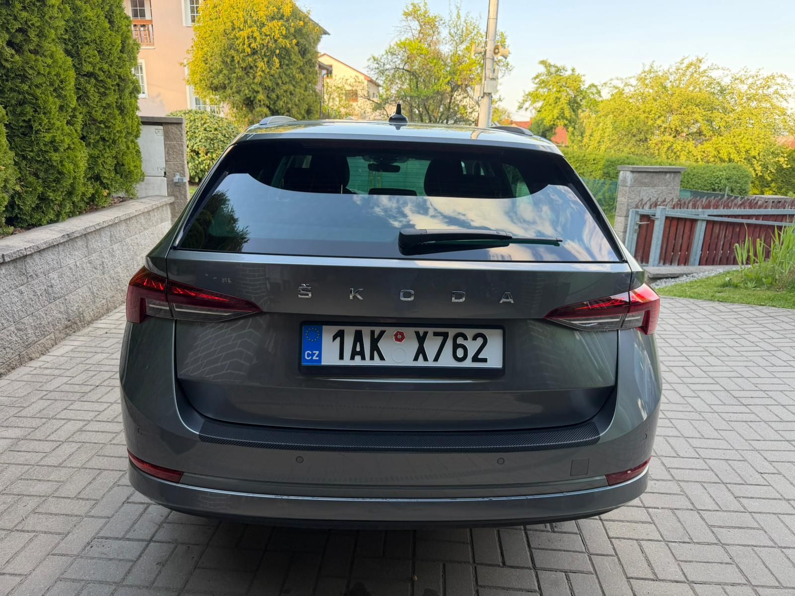 Škoda Octavia, 2,0TDi,ambient+,CZ,M6,1maj,DPH - fotka 6