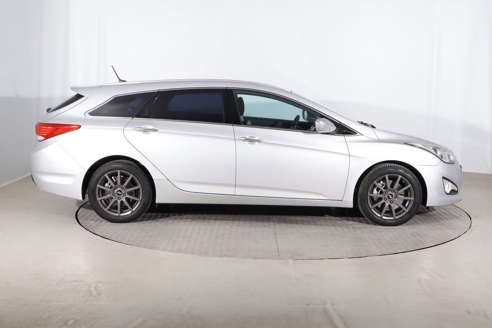 Hyundai i40, 1.7 CRDi, Serv.kniha - fotka 6