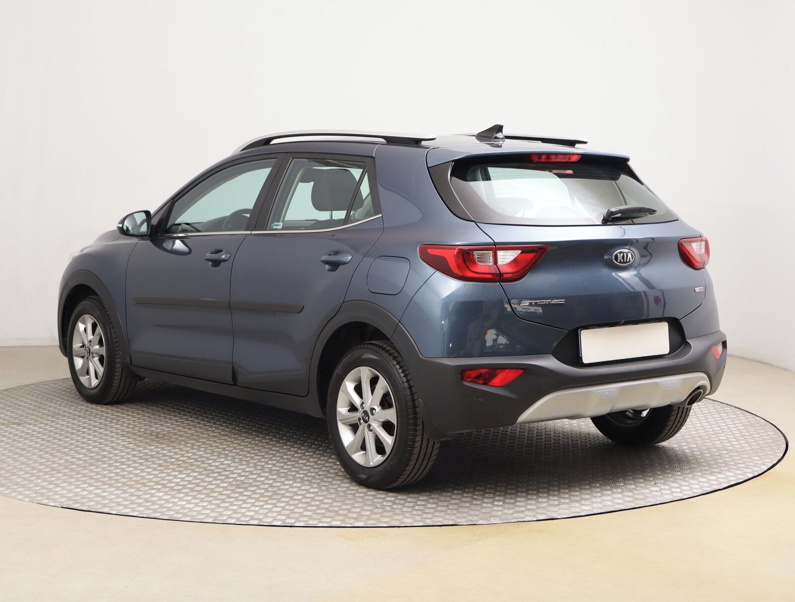 Kia Stonic, 1.0 T-GDI, Automat, ČR,1.maj - fotka 4