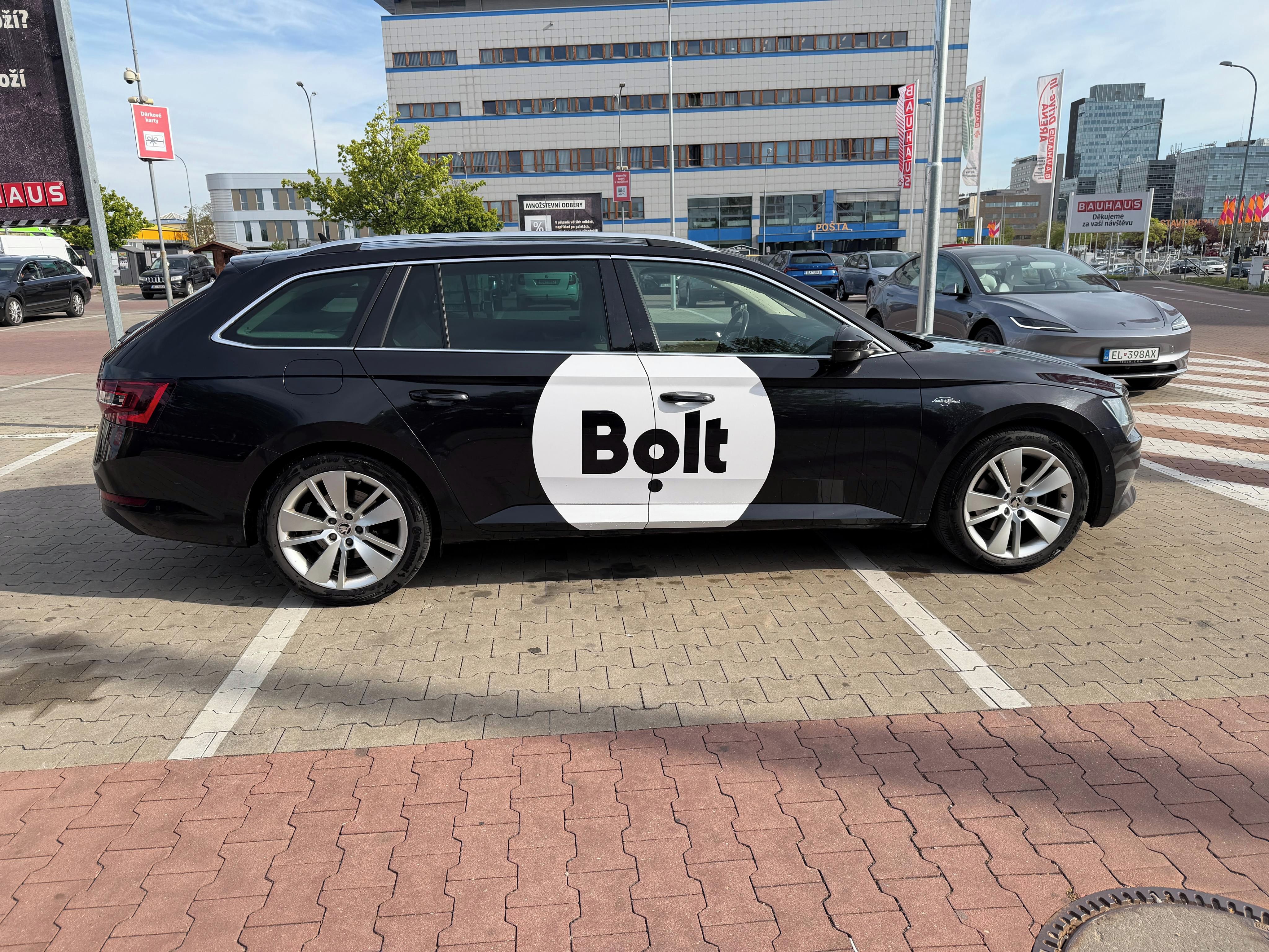 Škoda Superb, L&K, 140kW, 4x4, tažné, DPH - fotka 3