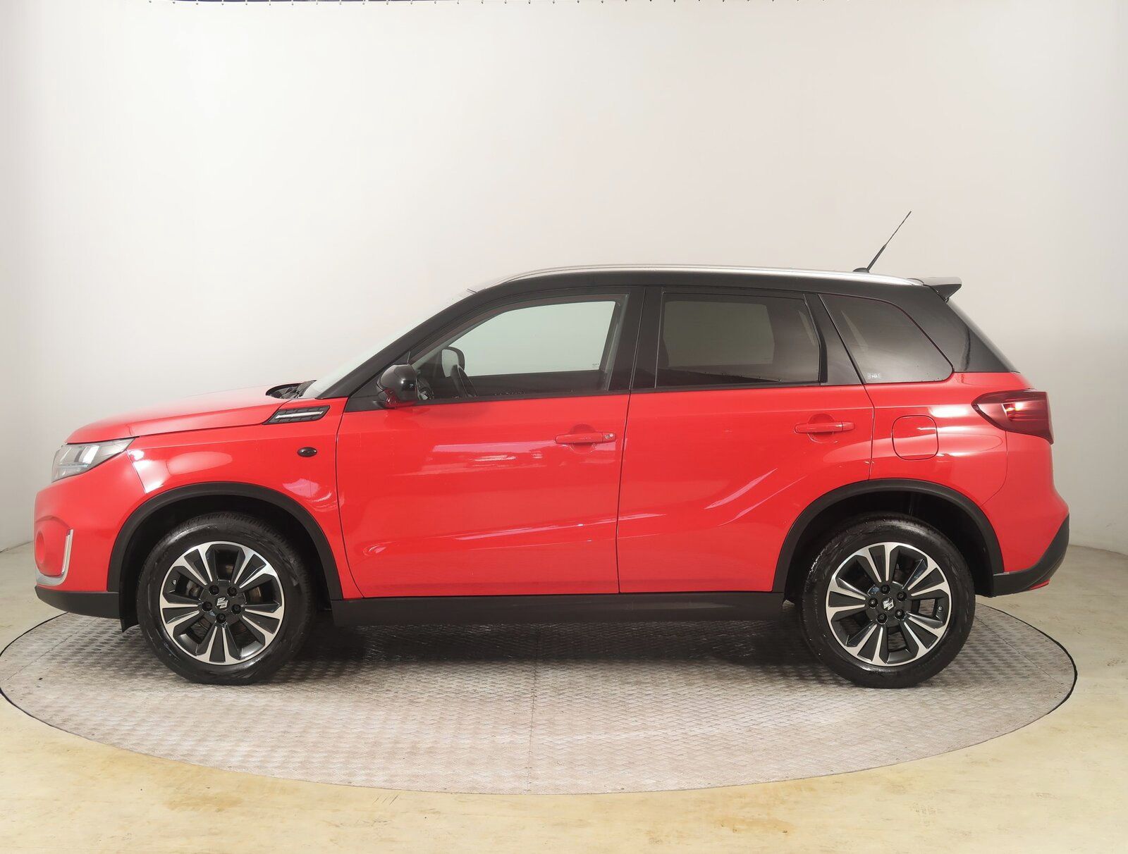 Suzuki Vitara, 1.4 BoosterJet, Premium, 4X4 - fotka 3