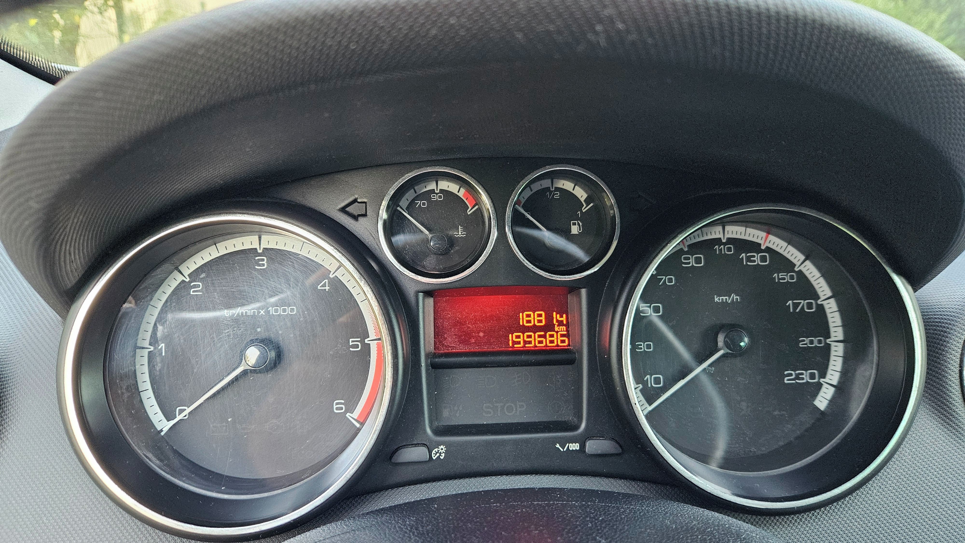 Peugeot 308, Combi 1,6TDCI 68kw - fotka 6