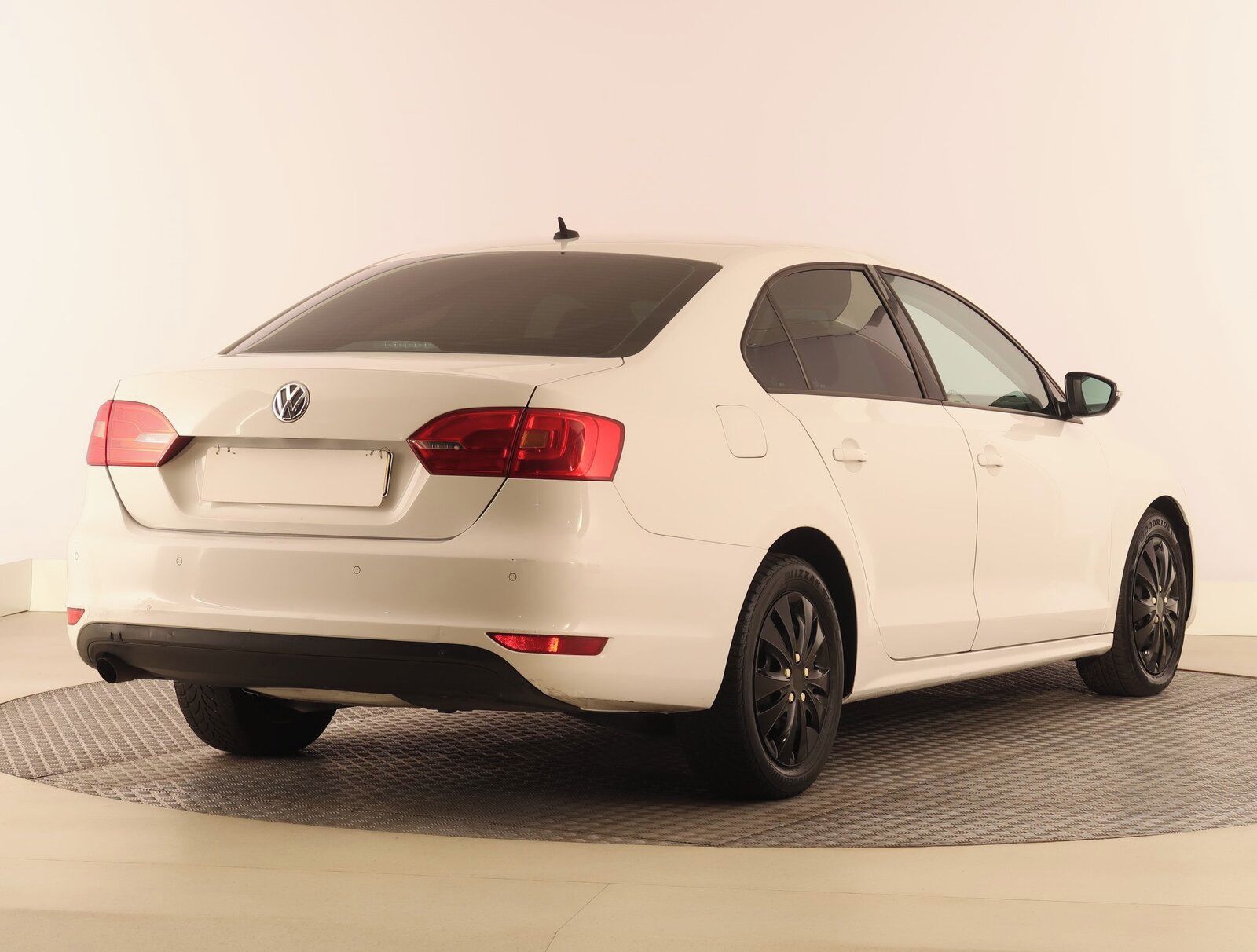 Volkswagen Jetta, 1.6 TDI, Automatická klima - fotka 5
