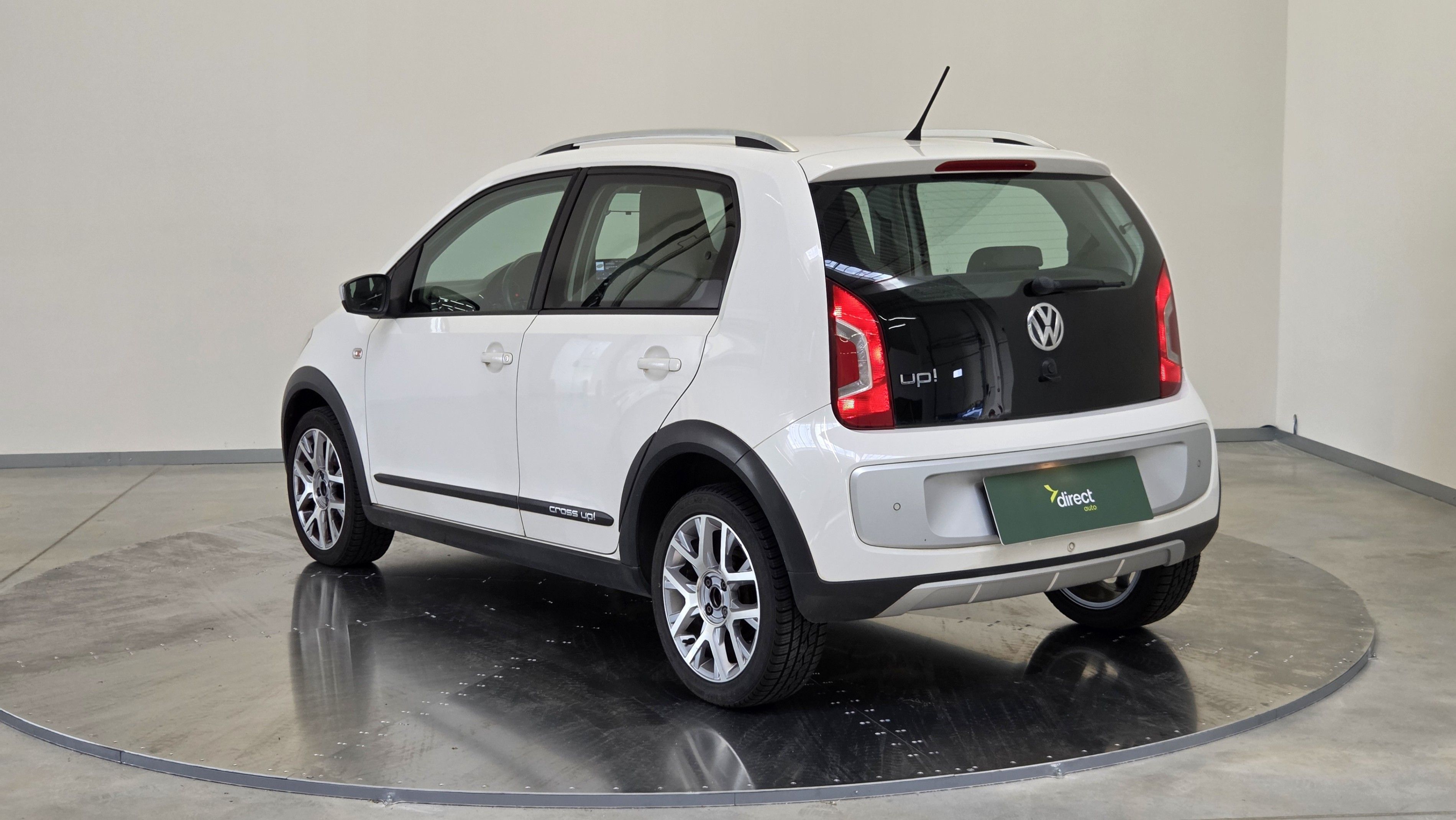 Volkswagen Up!, 1.0 MPI 55 kW Cross - fotka 3