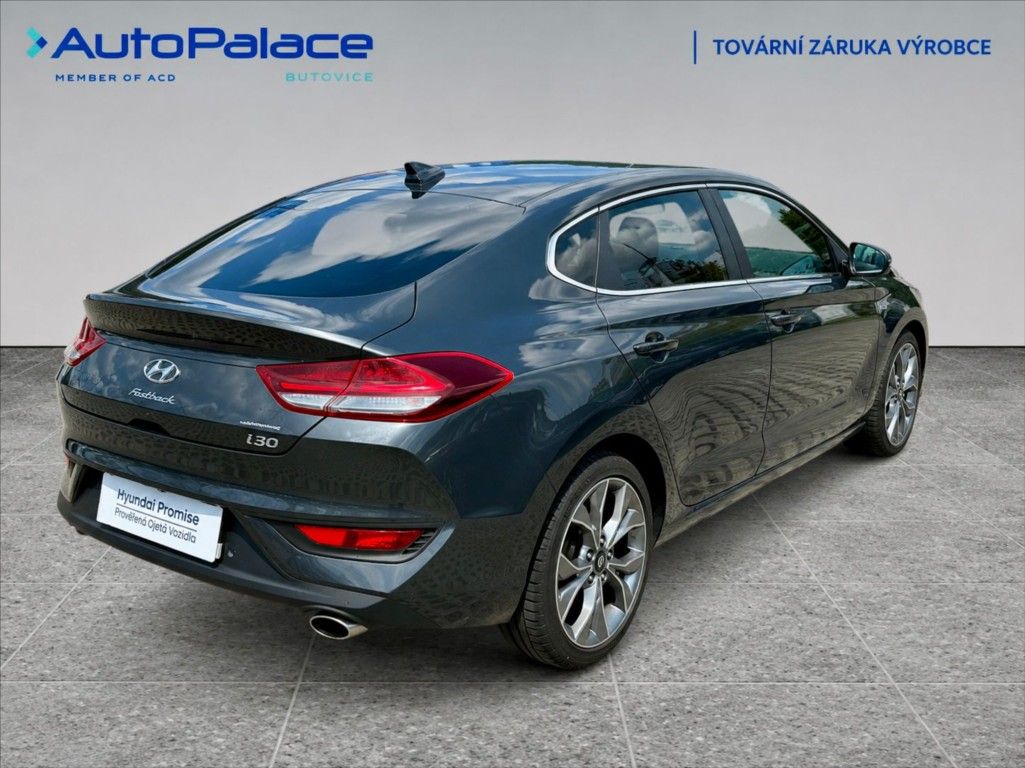Hyundai i30, 1,6 CRDI STYLE PREMIUM AT - fotka 4