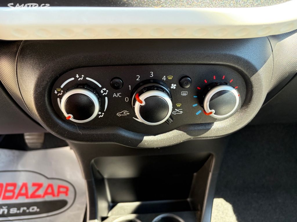 Renault Twingo, 1,0, SCE,AC,JEN 52TIS KM,SERV.