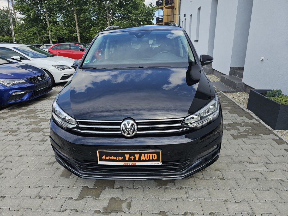 Volkswagen Touran, 1,4 Tsi 110KW DSG Sound 7MÍST - fotka 2