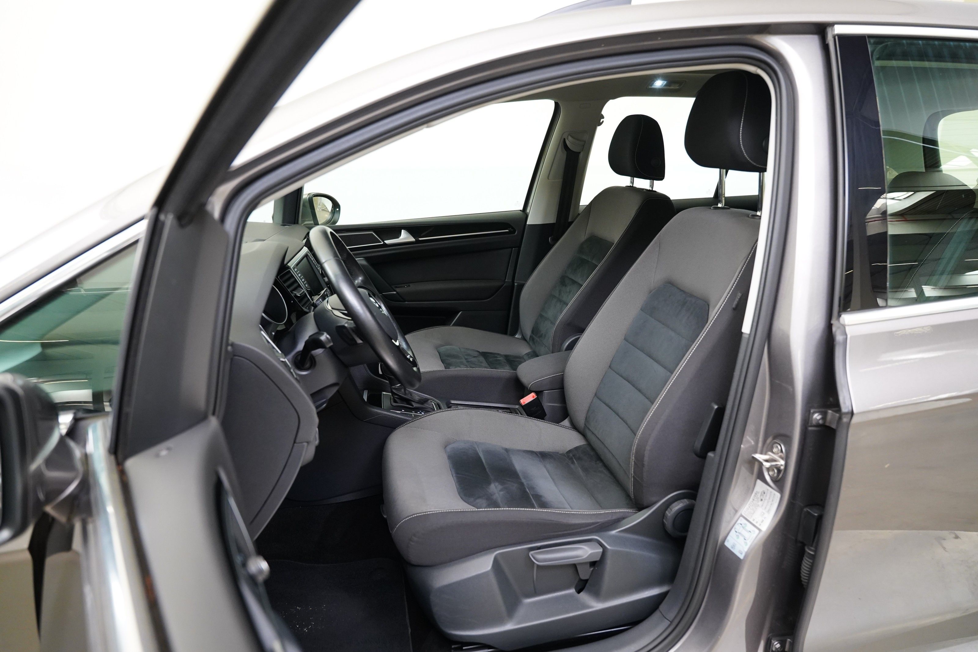 Volkswagen Golf Sportsvan, 1.4 TSI 110 kW Highline - fotka 5