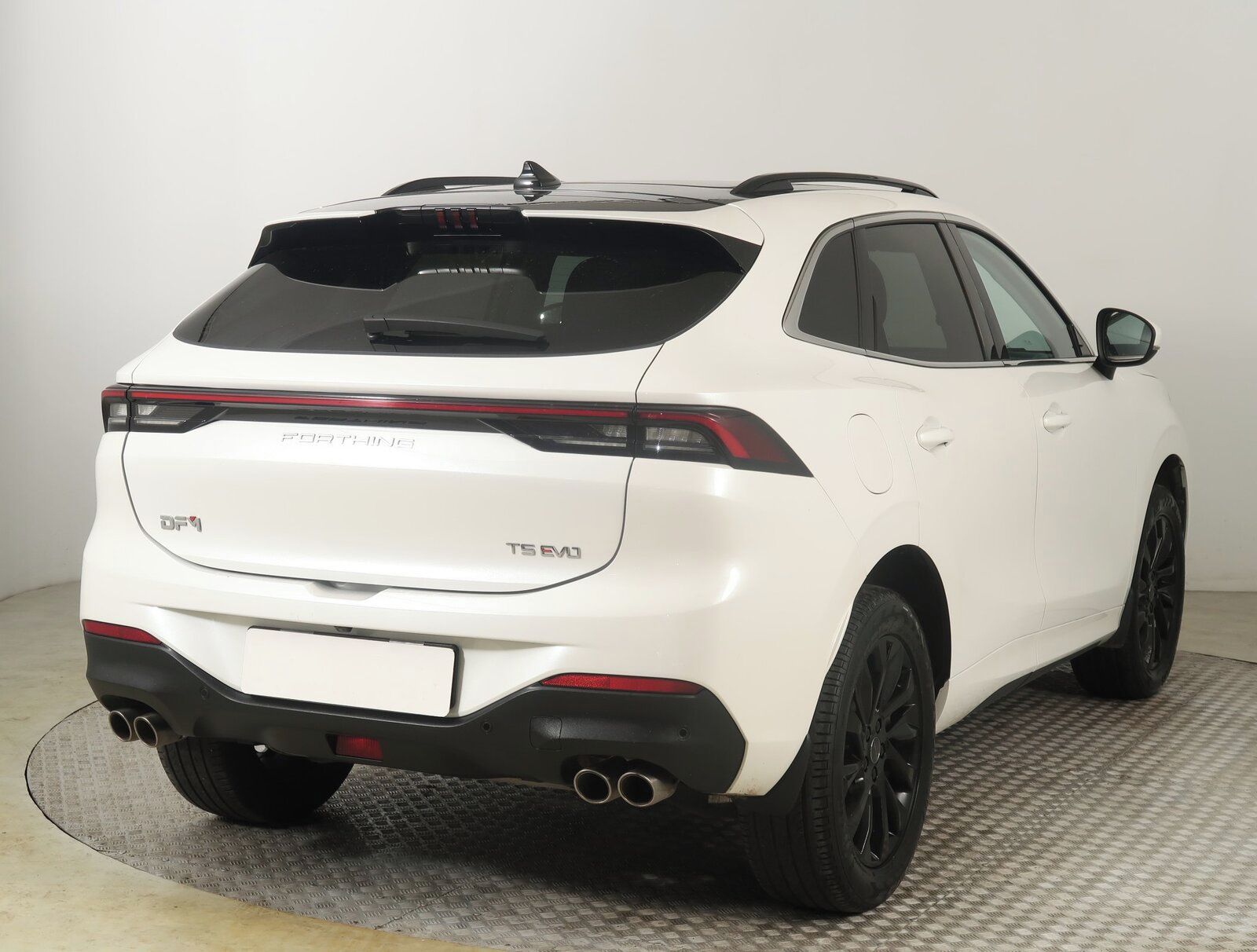Dongfeng T5 EVO, 1.5 Turbo, Luxury, Automat, ČR - fotka 5