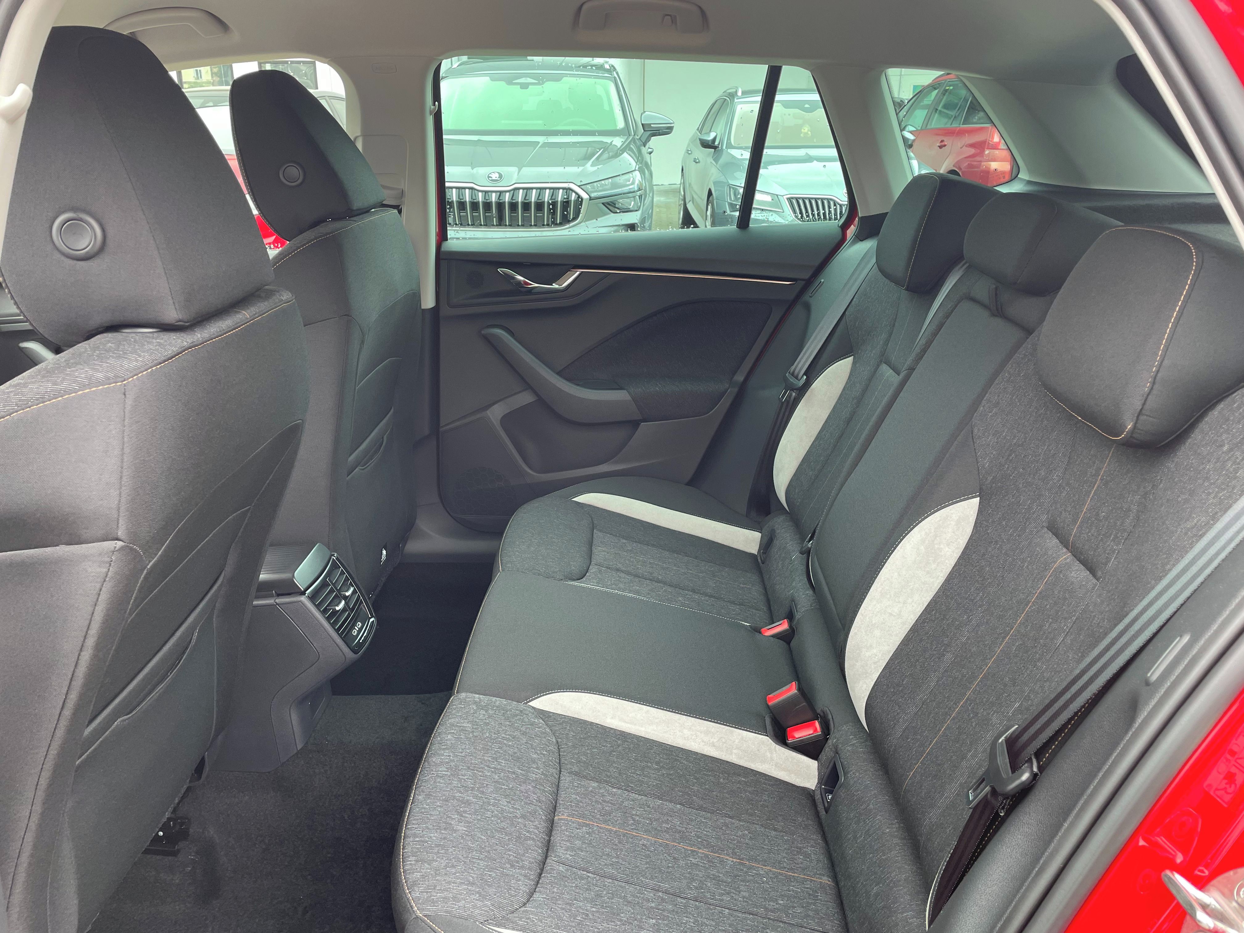 Škoda Kamiq, 1,0 TSI 85 kW, DSG 7-st. - fotka 6