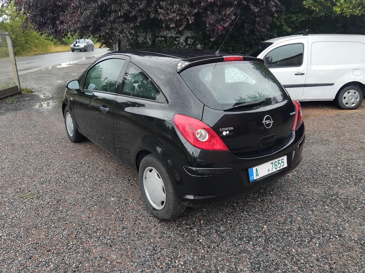 Opel Corsa, 1.2 - fotka 4