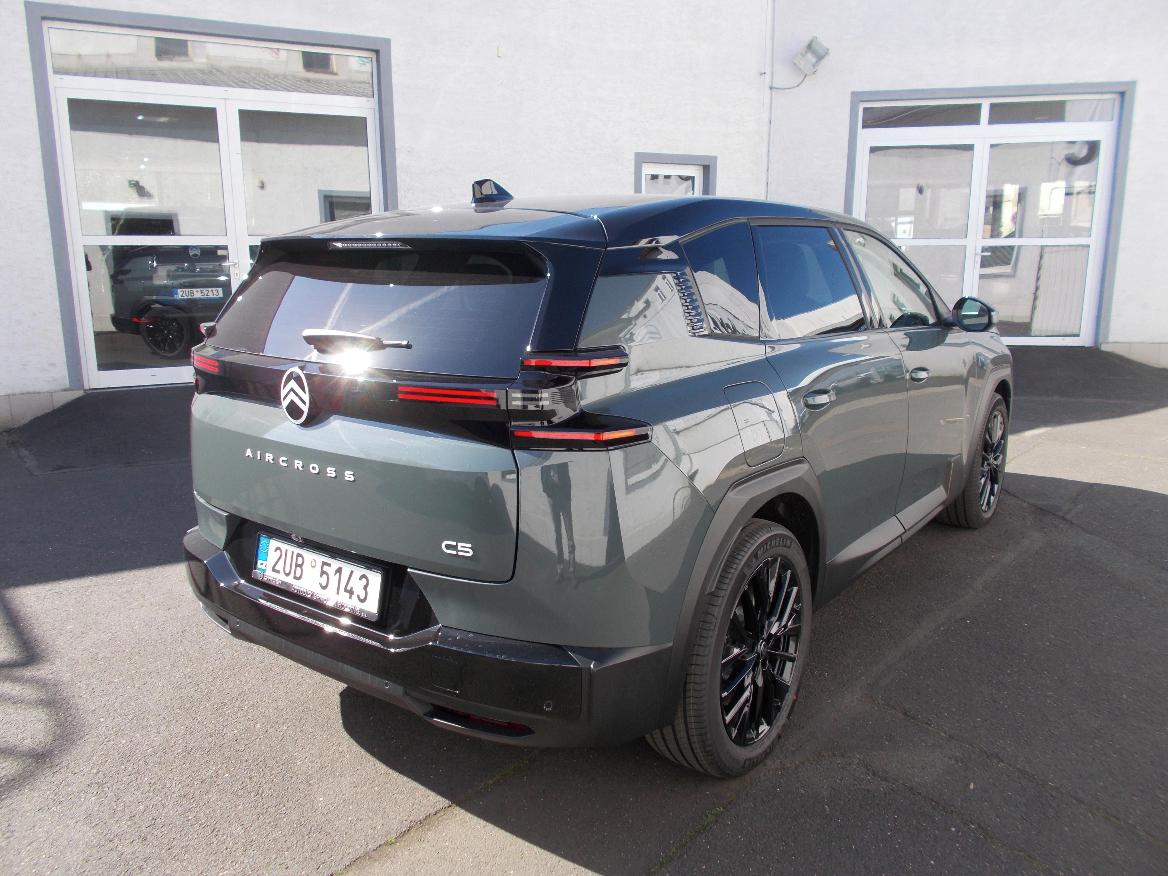 Citroën C5 Aircross, MAX Plug-in Hybrid 225 Automat - fotka 4