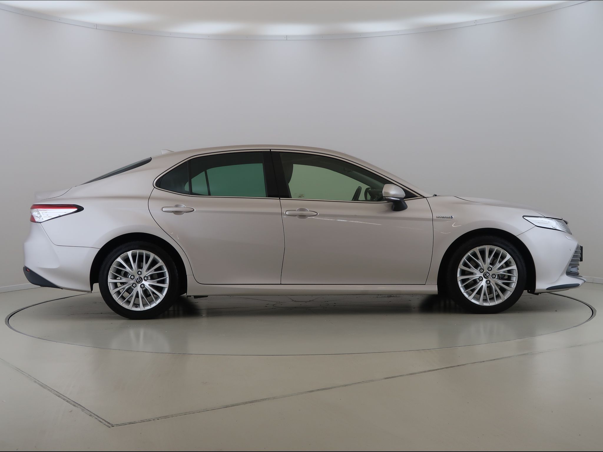 Toyota Camry, 2.5,Hybrid,Executive,131KW,CZ, - fotka 4