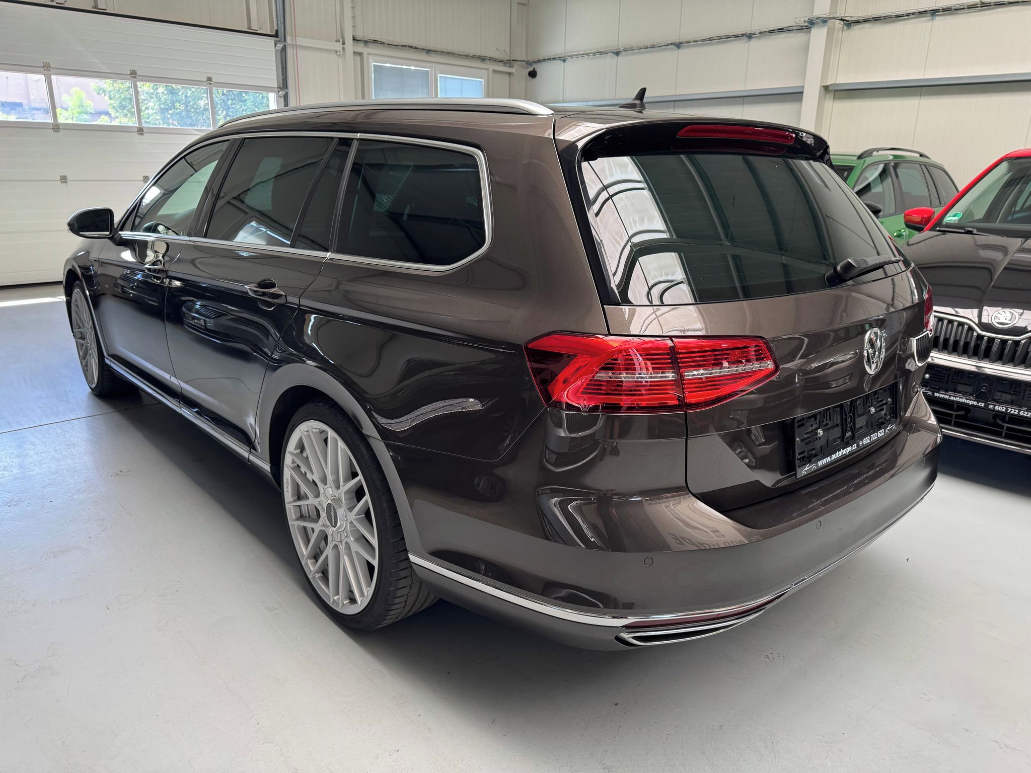 Volkswagen Passat, Variant 2.0 Bi-TDI DSG Highlin - fotka 4