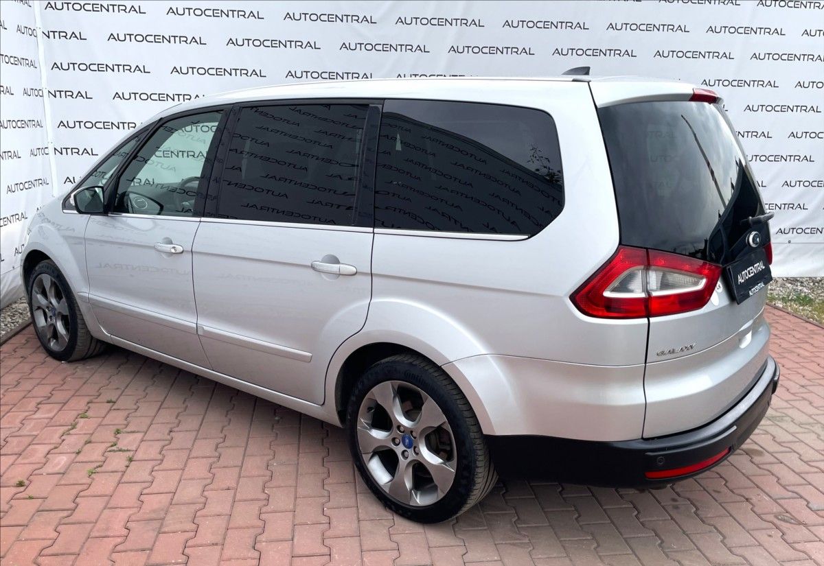 Ford Galaxy, 2,0 TDCi,103kW,Titanium - fotka 4