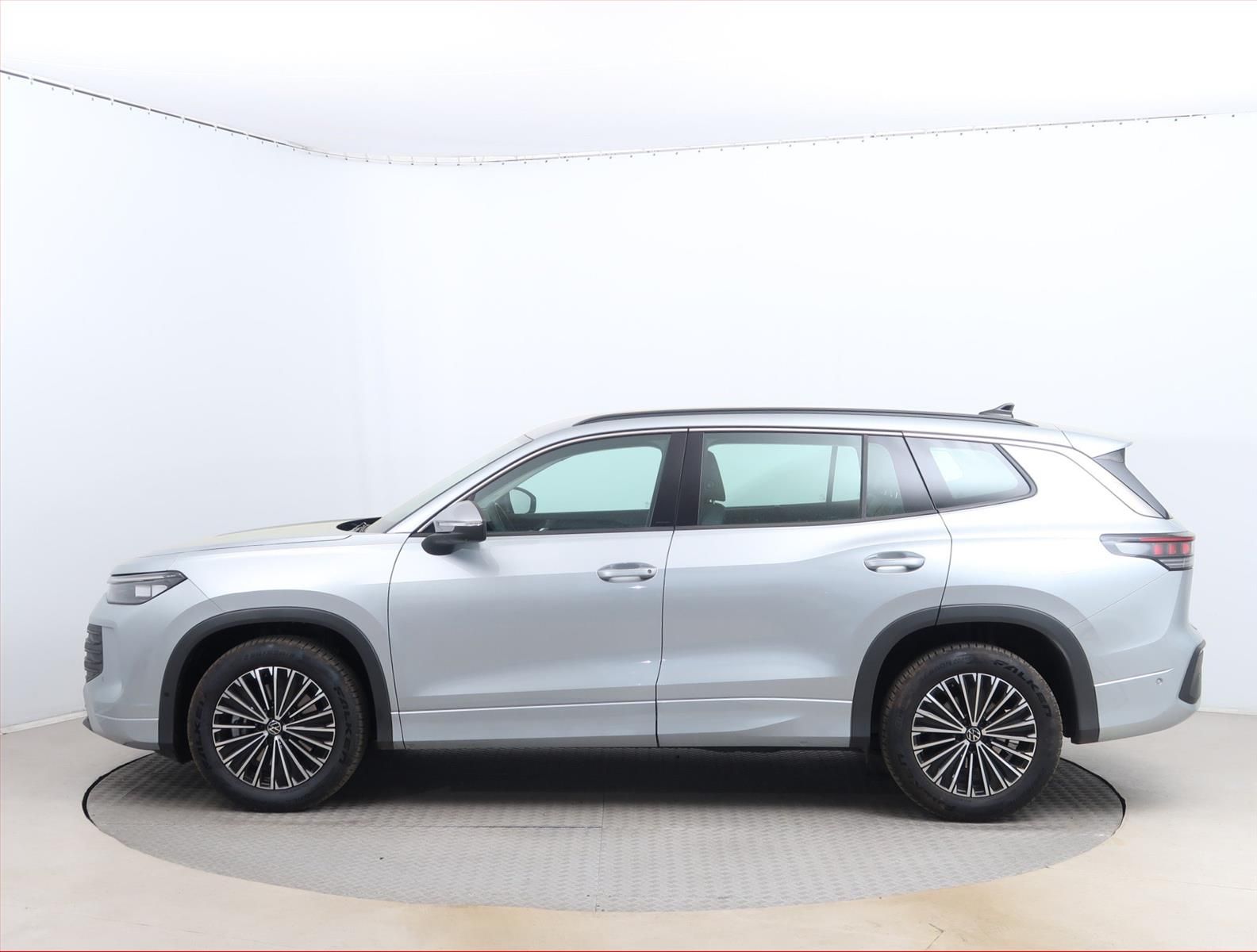 Volkswagen Tayron, 1.5 eTSI, Life - fotka 3